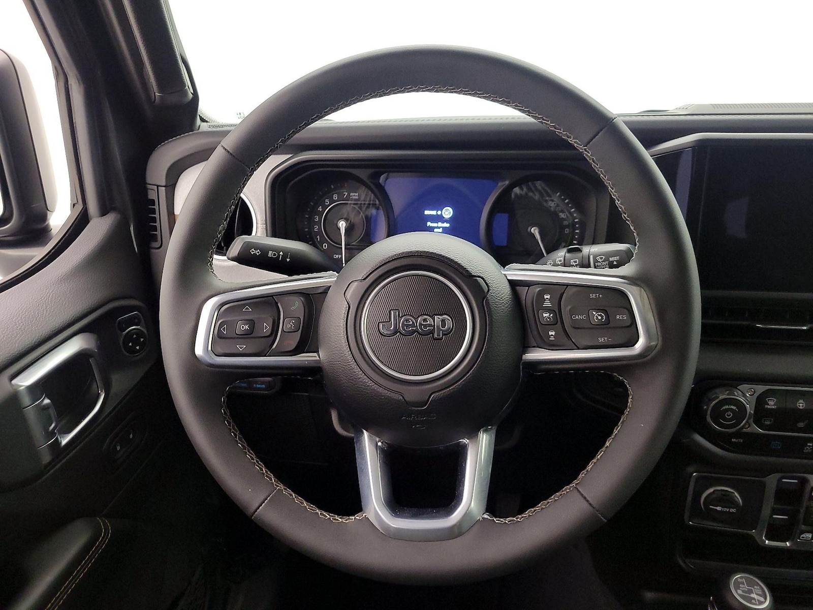 2025 Jeep Wrangler 4xe Sahara 4XE - Photo 11