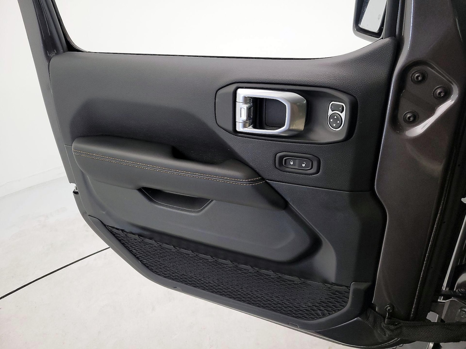 2025 Jeep Wrangler 4xe Sahara 4XE - Photo 13