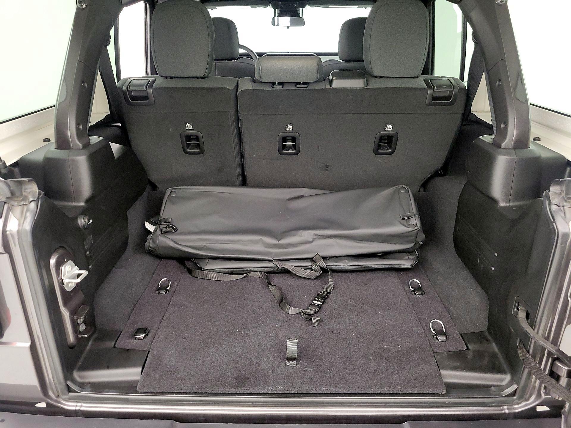 Thumbnail: 2025 Jeep Wrangler - 20