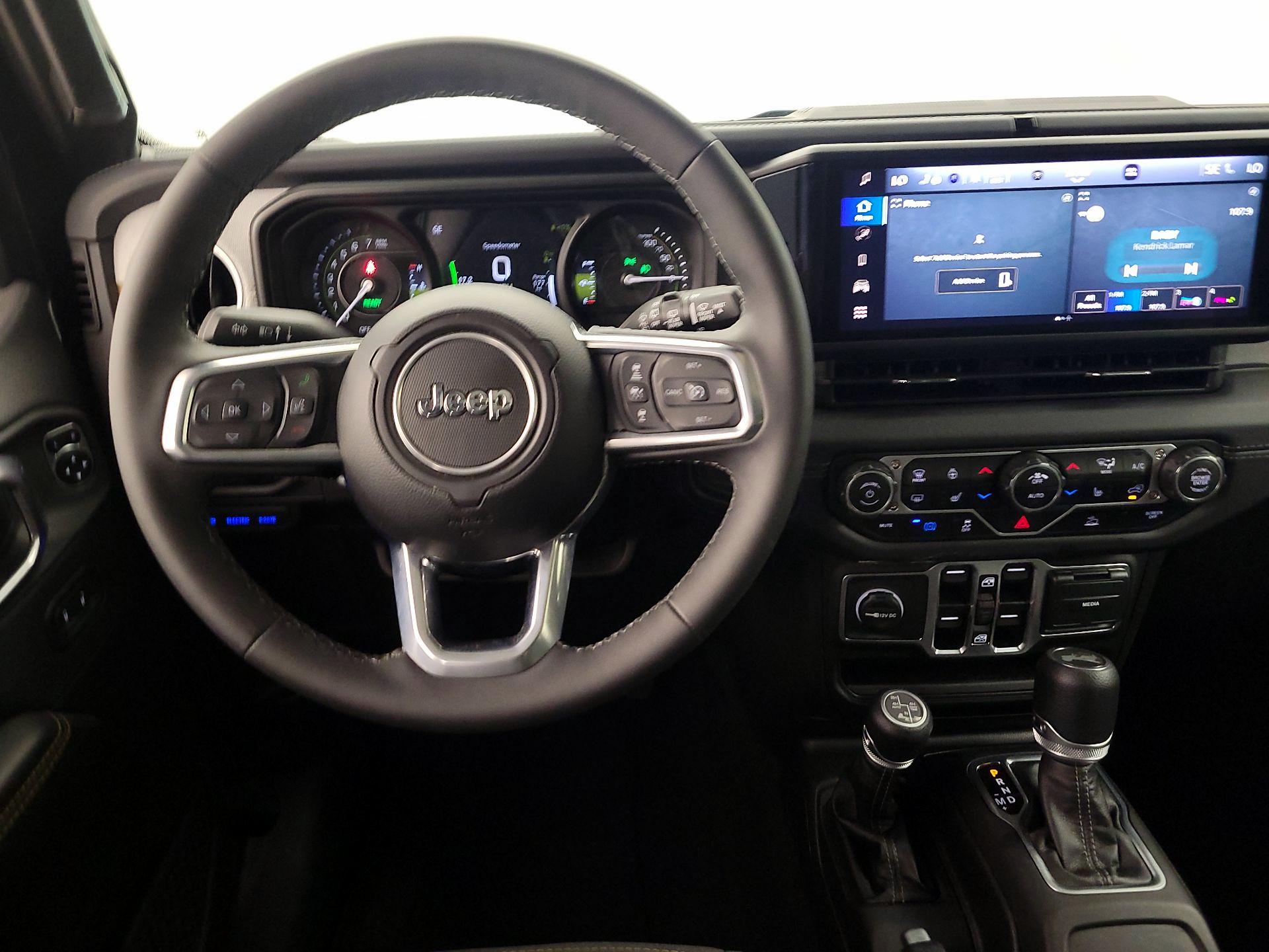 Thumbnail: 2025 Jeep Wrangler - 10