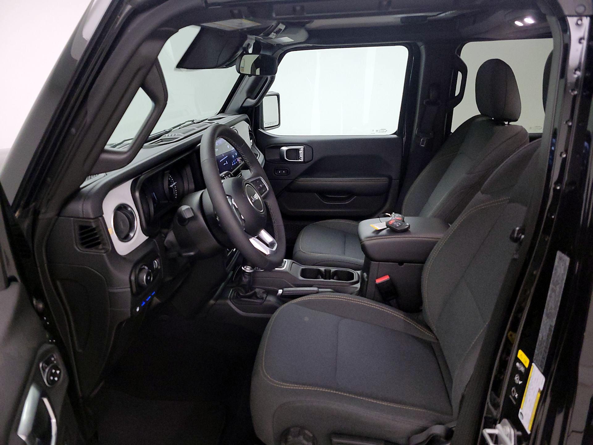 Thumbnail: 2025 Jeep Wrangler - 11