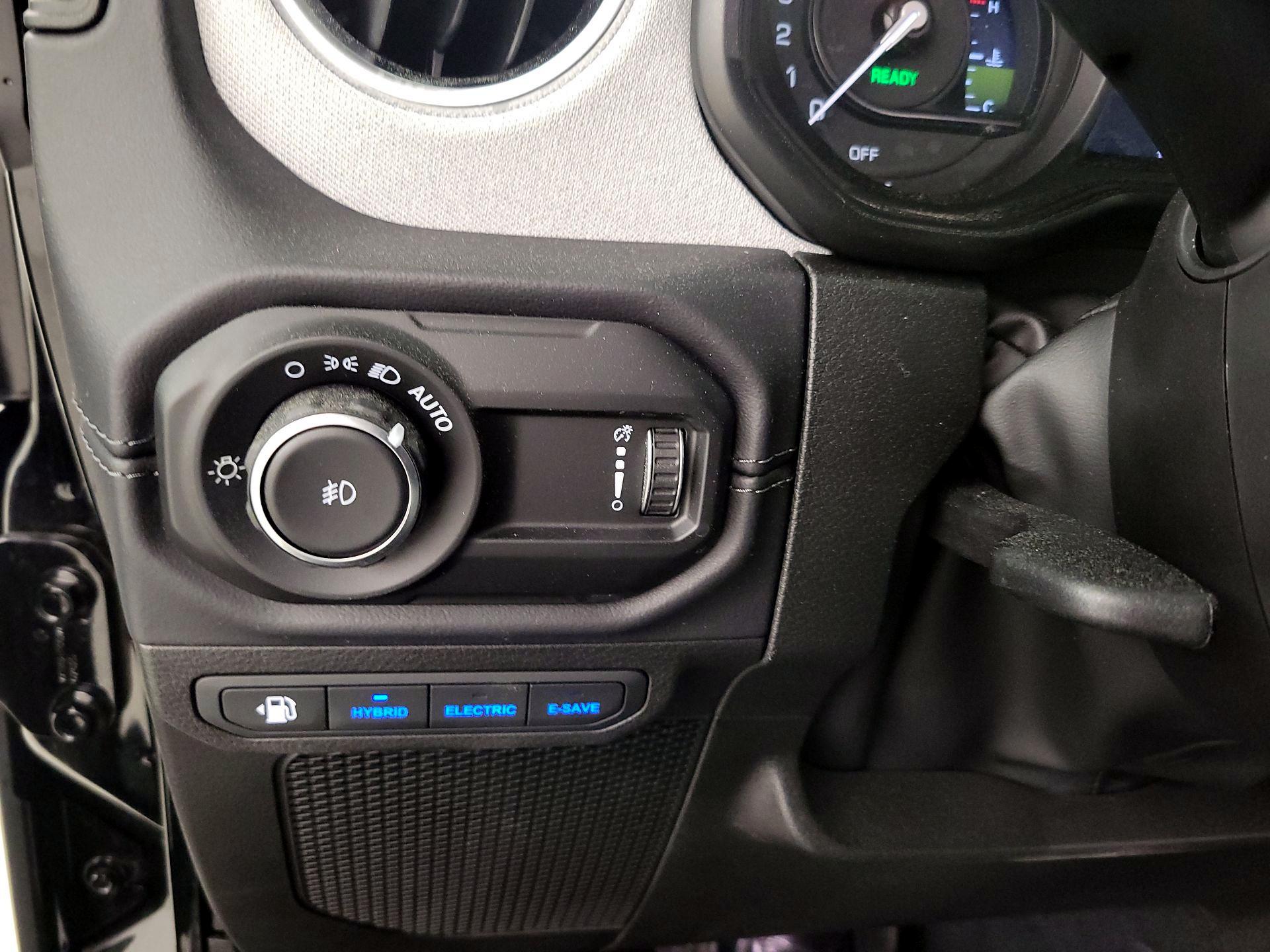 Thumbnail: 2025 Jeep Wrangler - 13