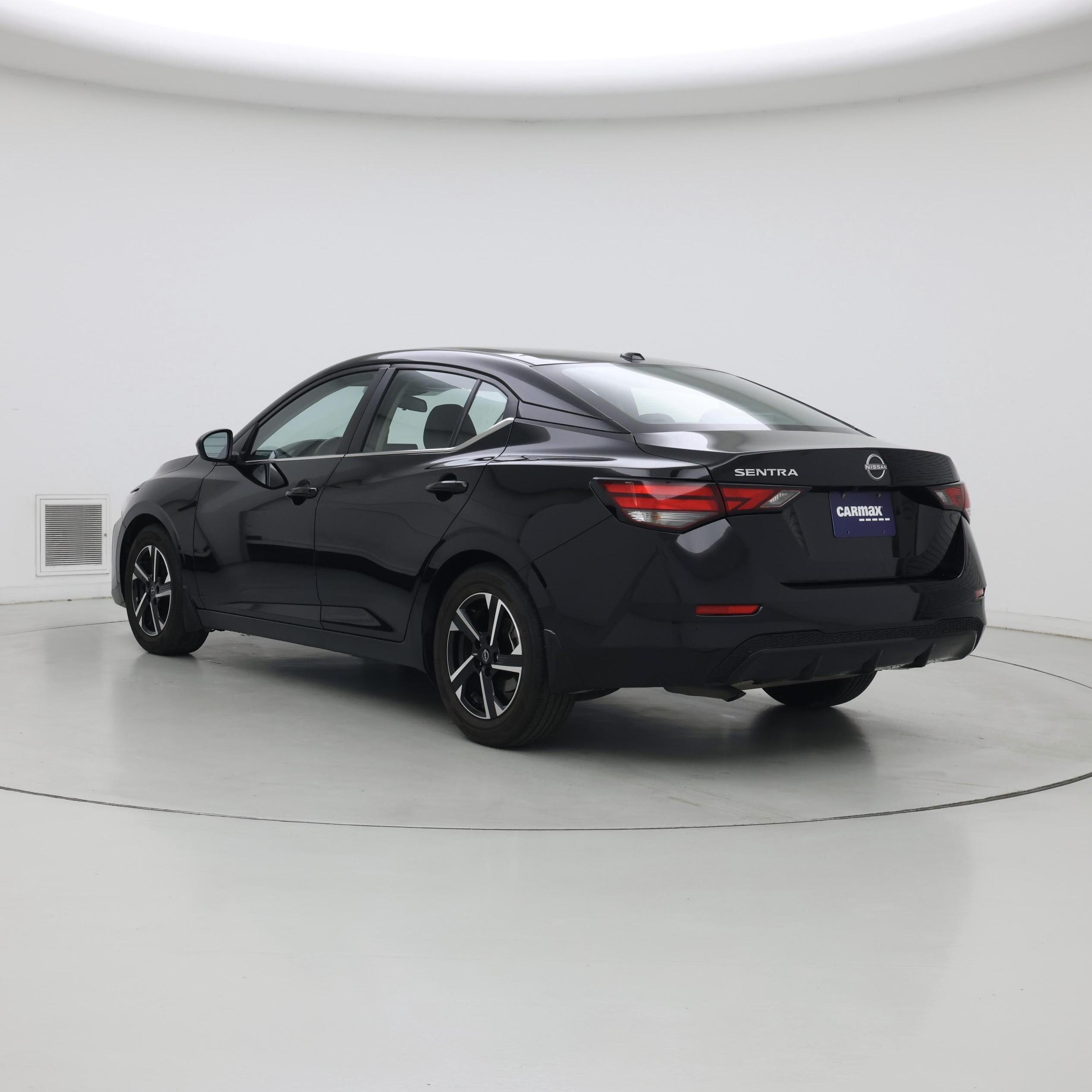 Thumbnail: 2025 Nissan Sentra - 2