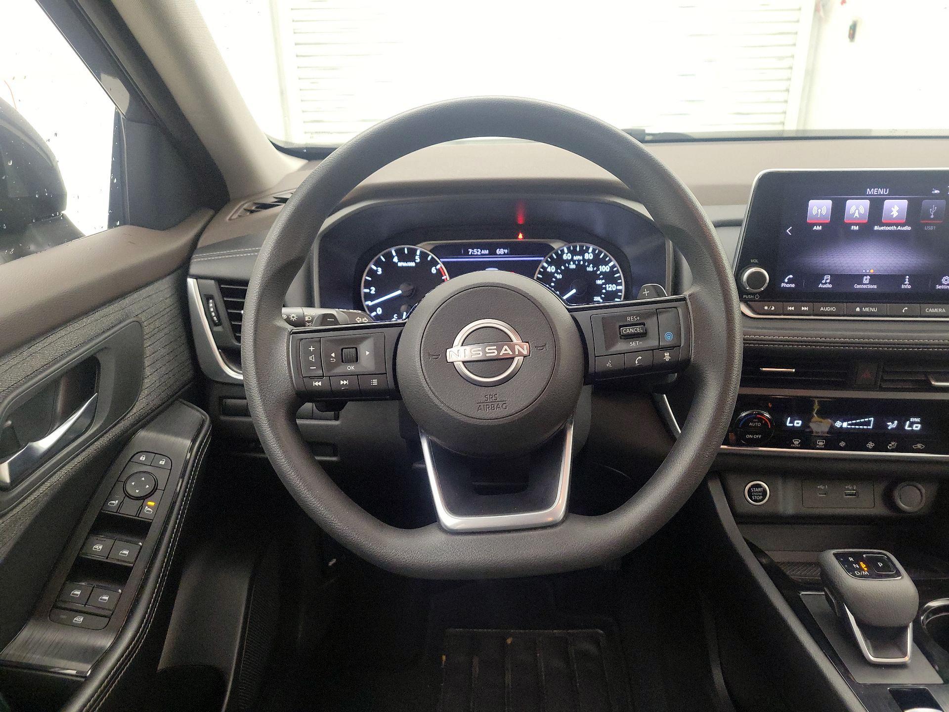 Thumbnail: 2023 Nissan Rogue - 10