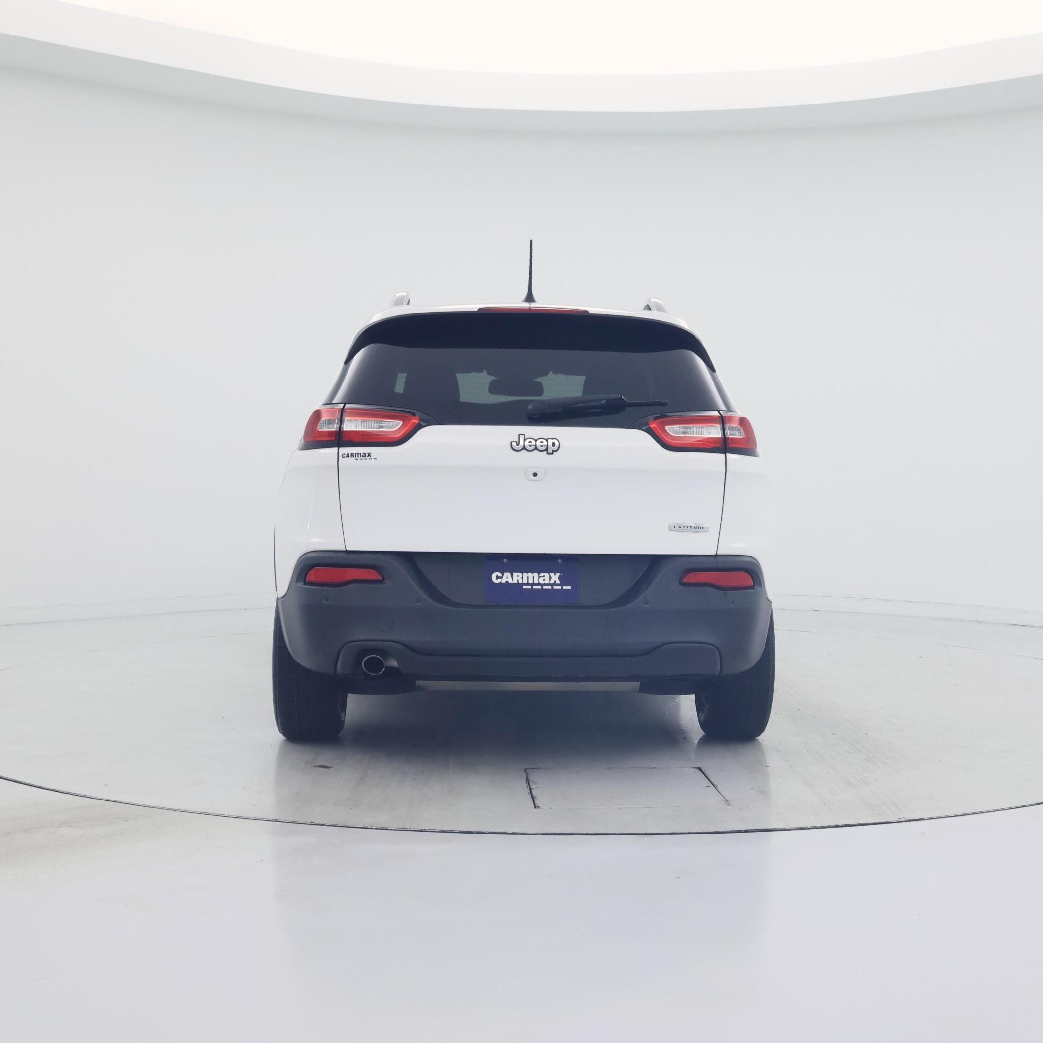 Thumbnail: 2016 Jeep Cherokee - 6