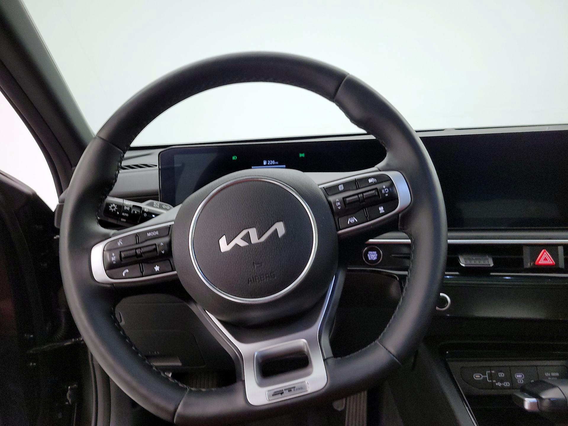 Thumbnail: 2025 Kia K5 - 10