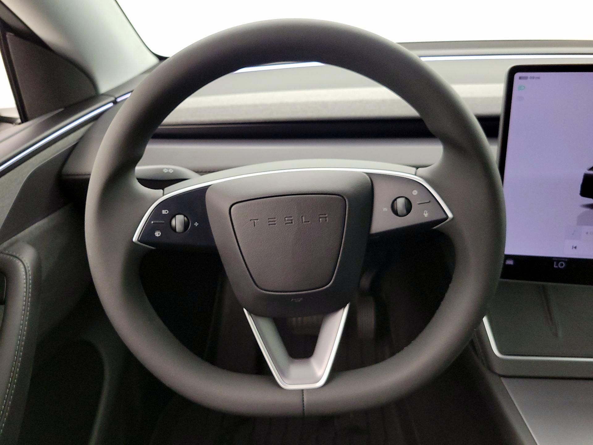 Thumbnail: 2026 Tesla Model Y - 10