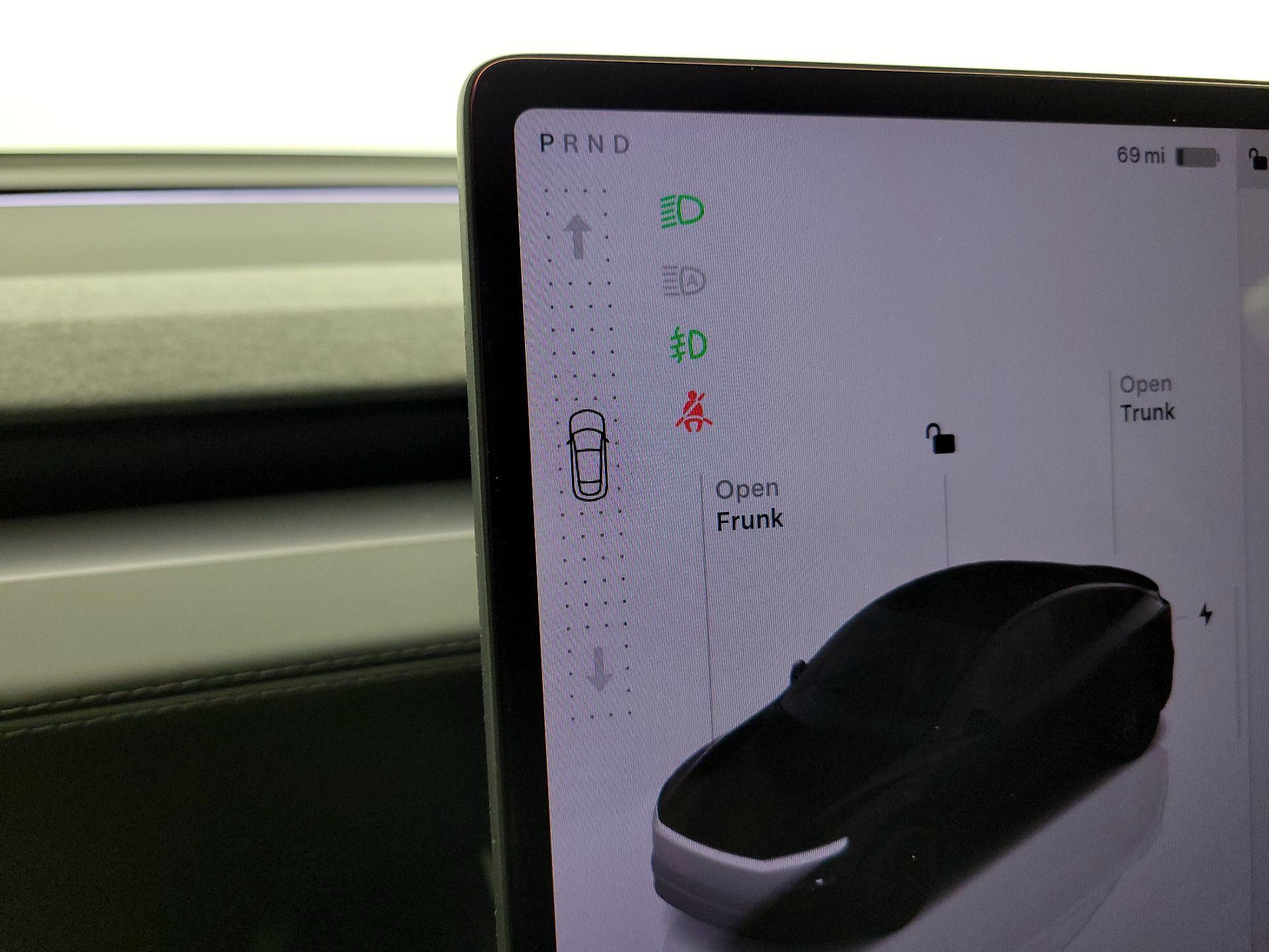 Thumbnail: 2026 Tesla Model Y - 17