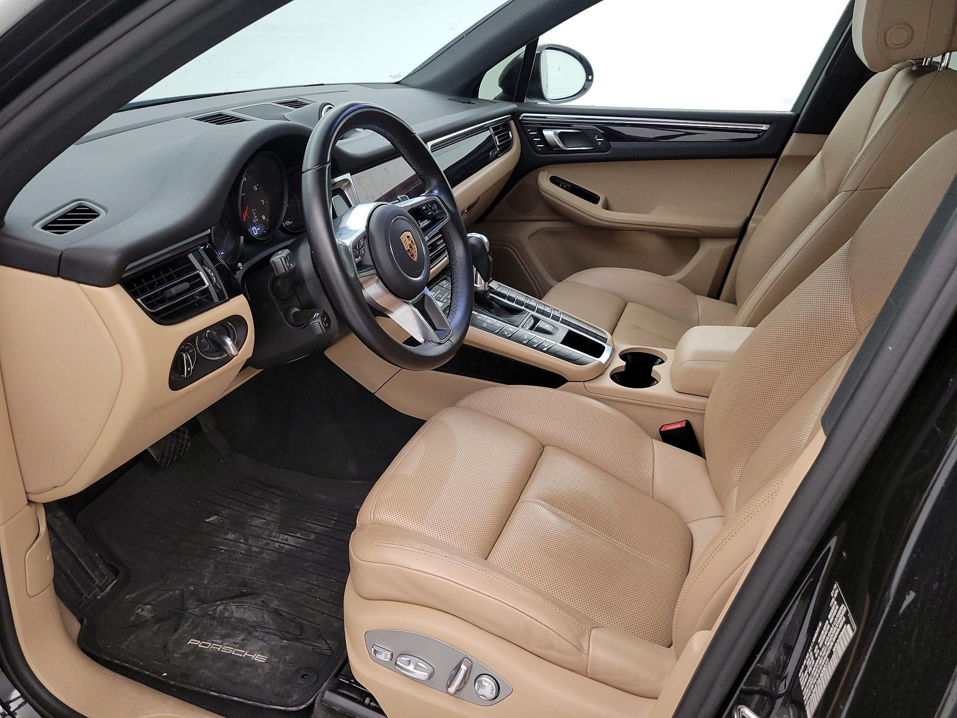 Thumbnail: 2019 Porsche Macan - 11