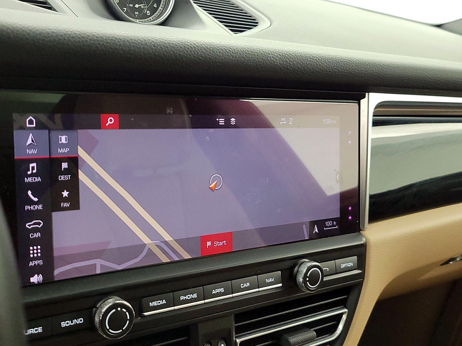 Thumbnail: 2019 Porsche Macan - 14