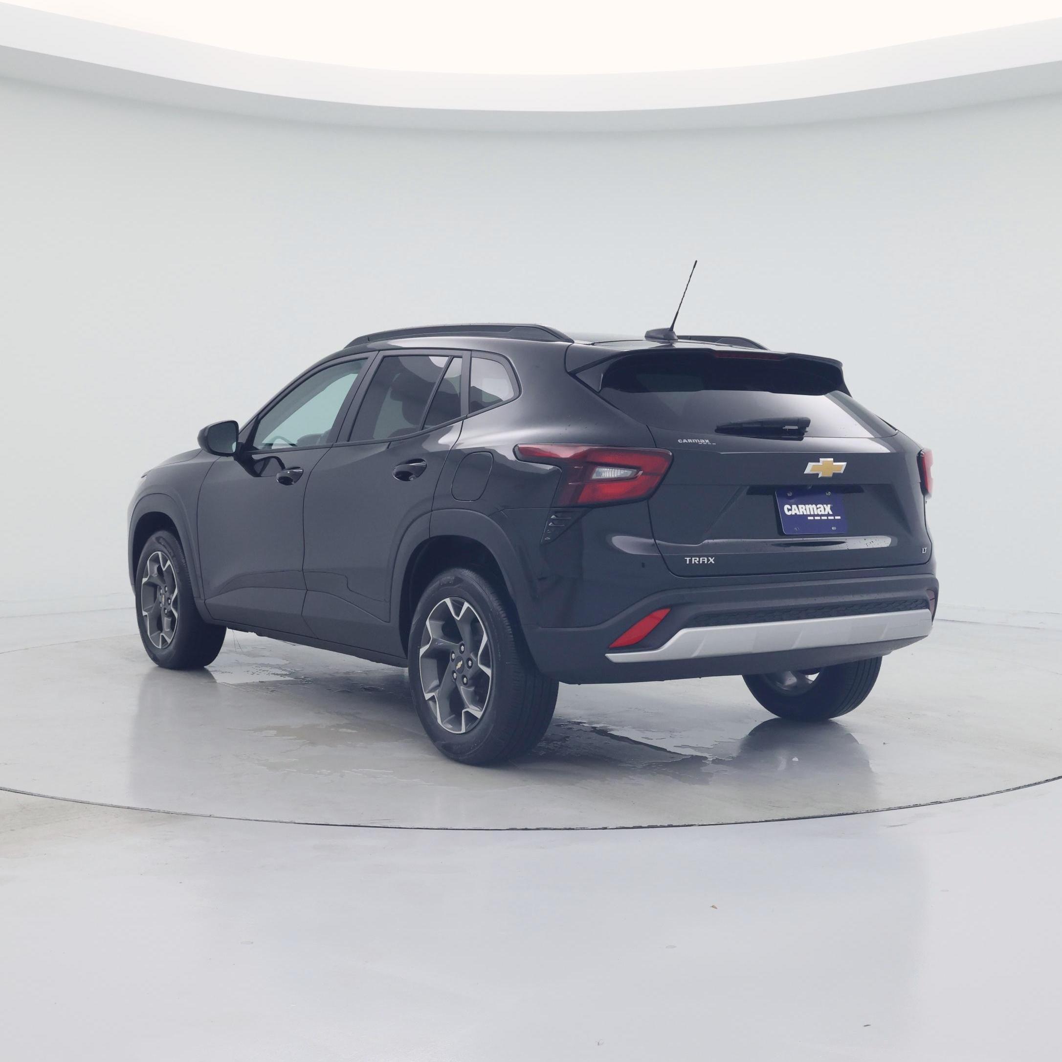 Thumbnail: 2025 Chevrolet Trax - 2
