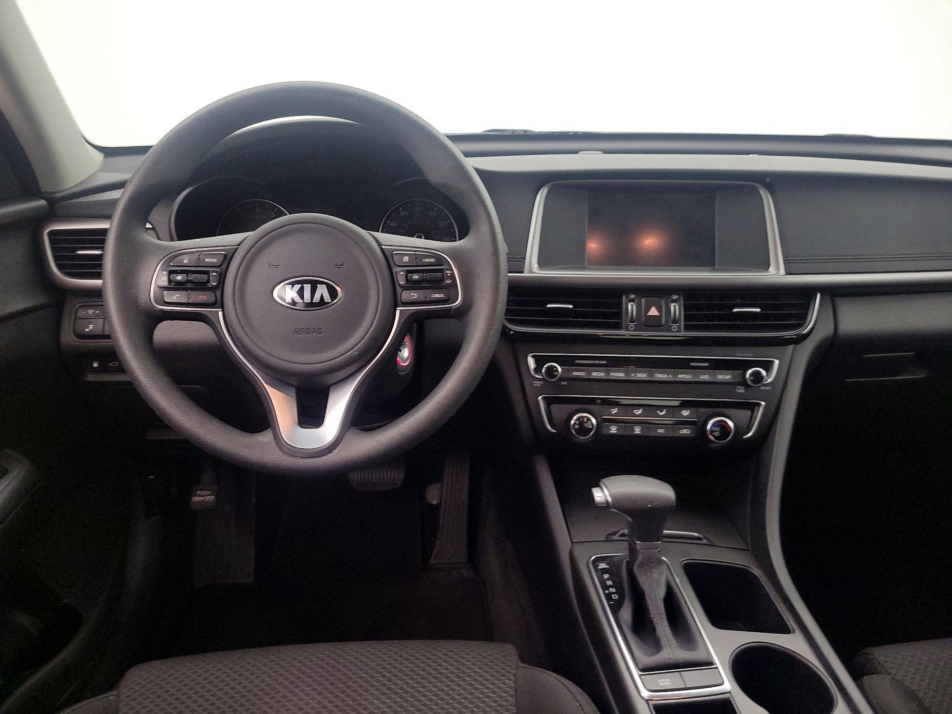 Thumbnail: 2018 Kia Optima - 10