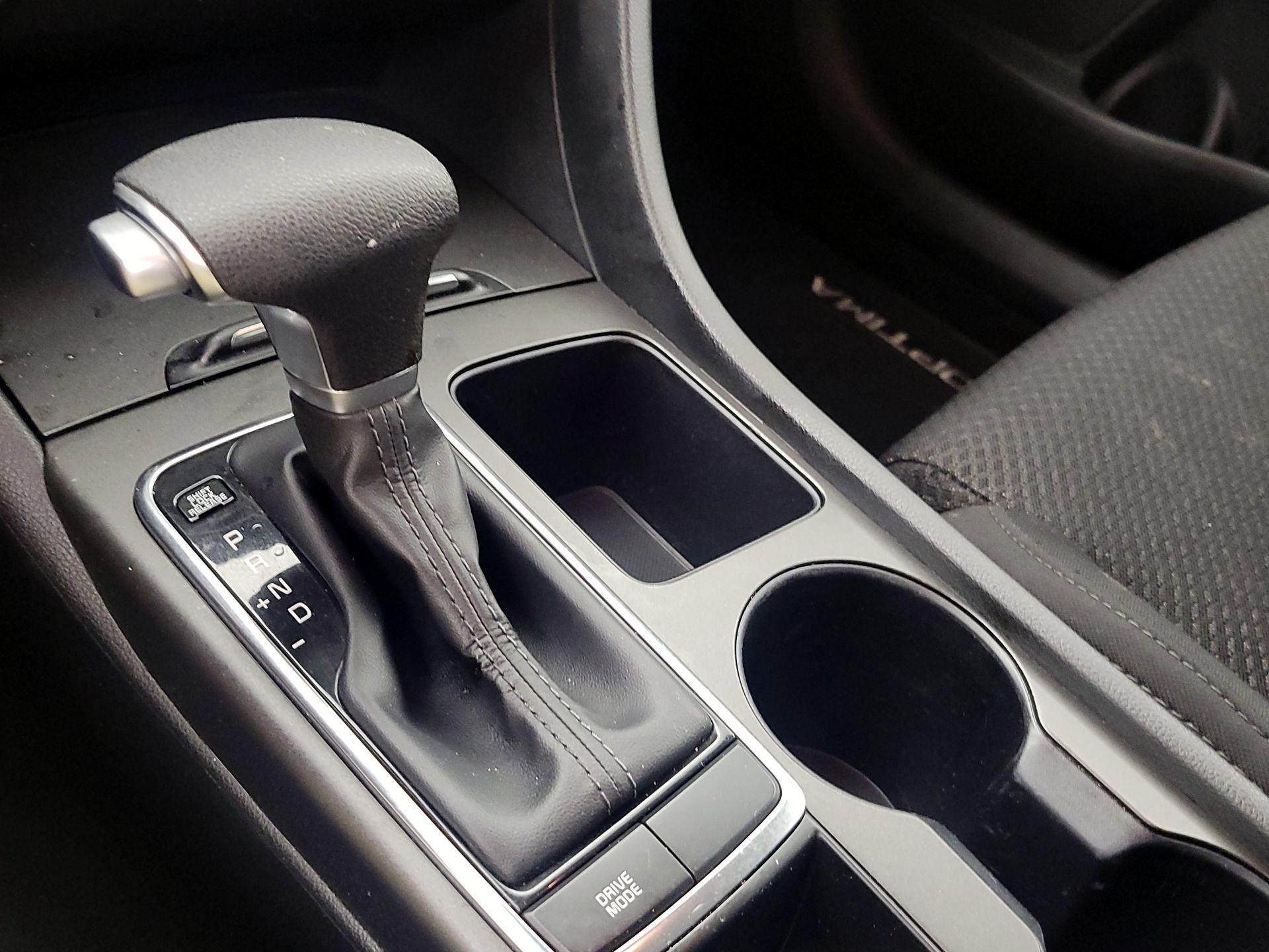 Thumbnail: 2018 Kia Optima - 17