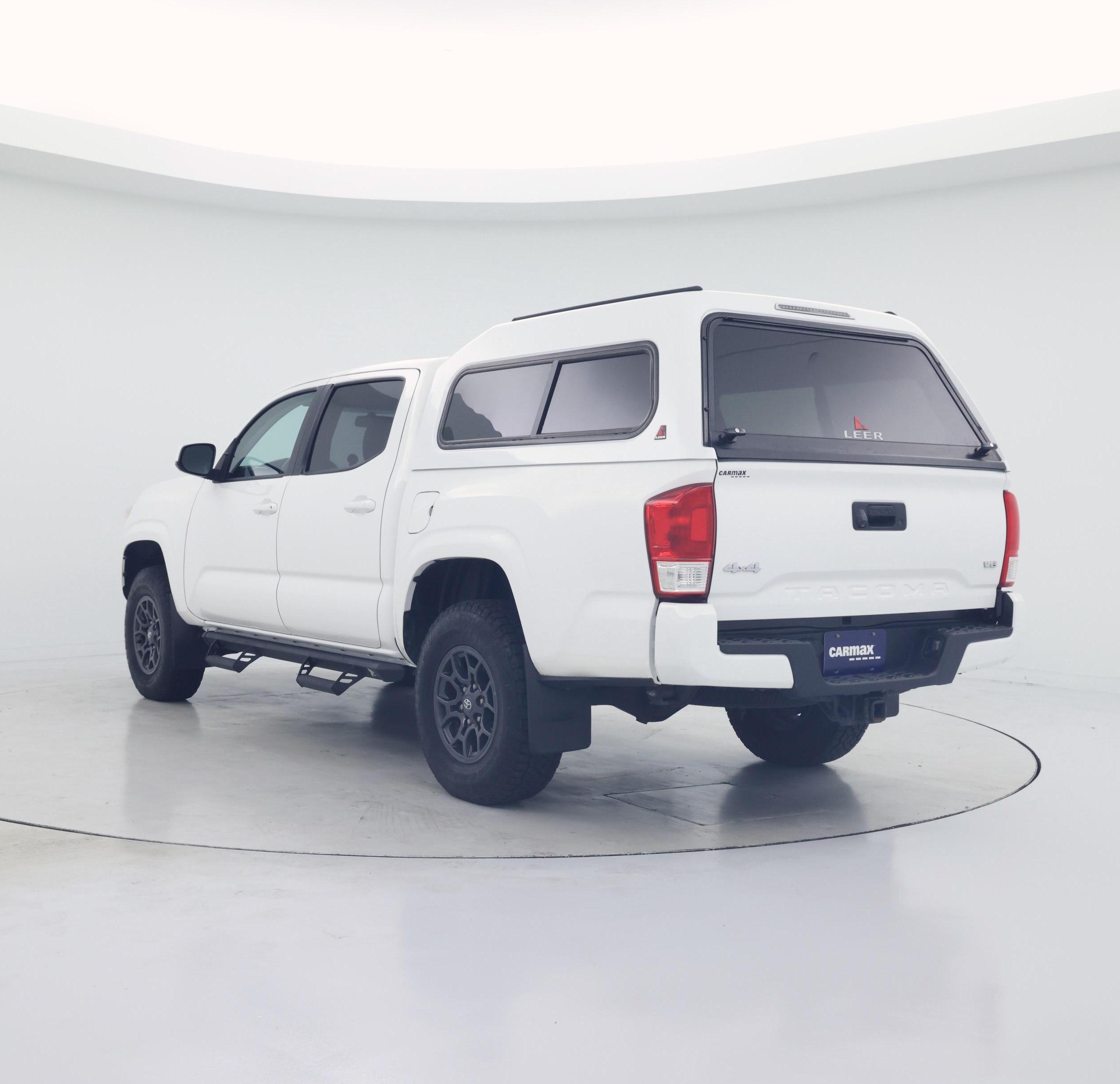 Thumbnail: 2016 Toyota Tacoma - 2