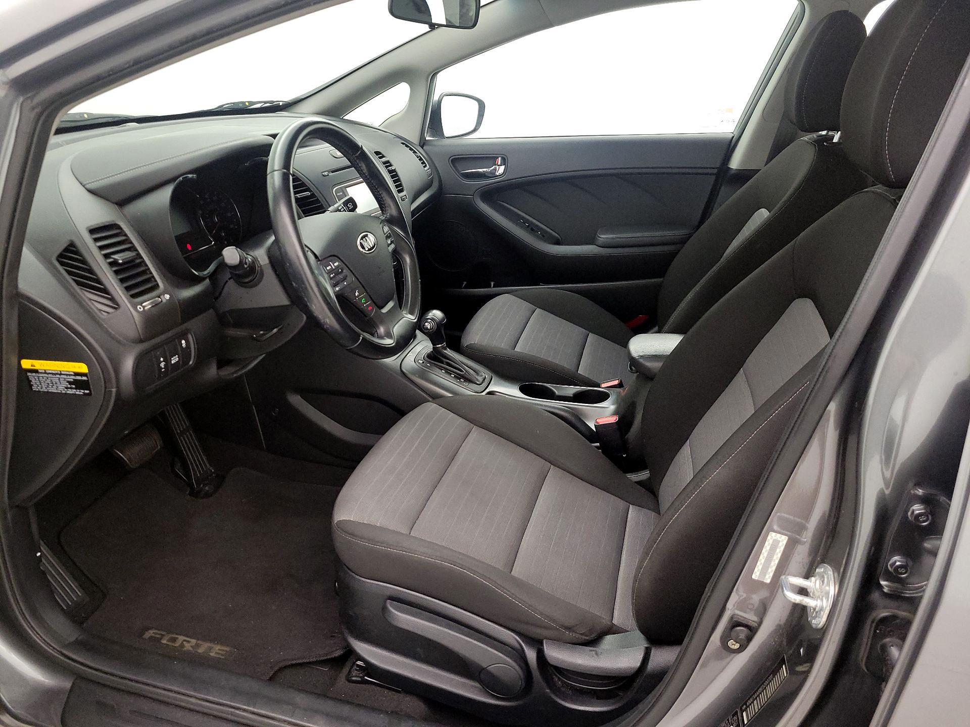 Thumbnail: 2014 Kia Forte - 11