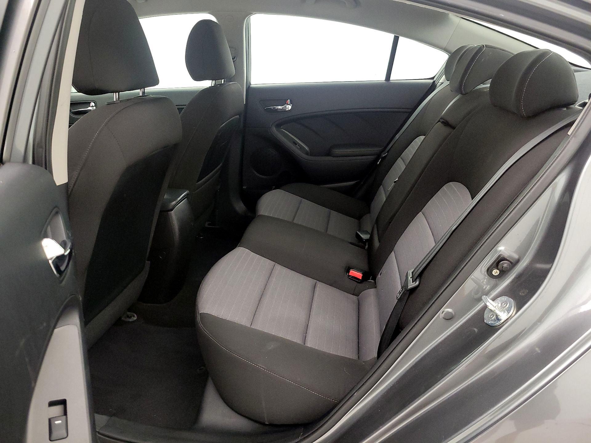 Thumbnail: 2014 Kia Forte - 19