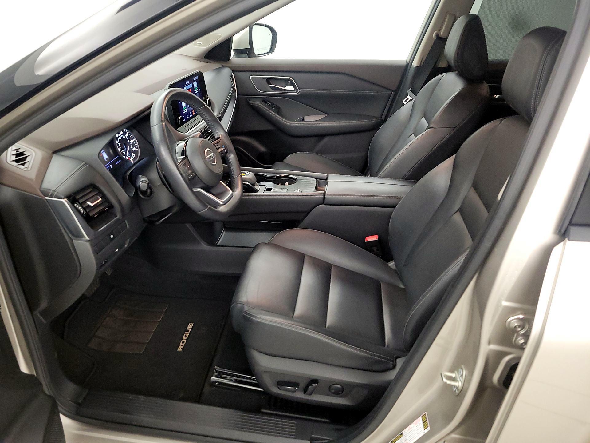 Thumbnail: 2021 Nissan Rogue - 11