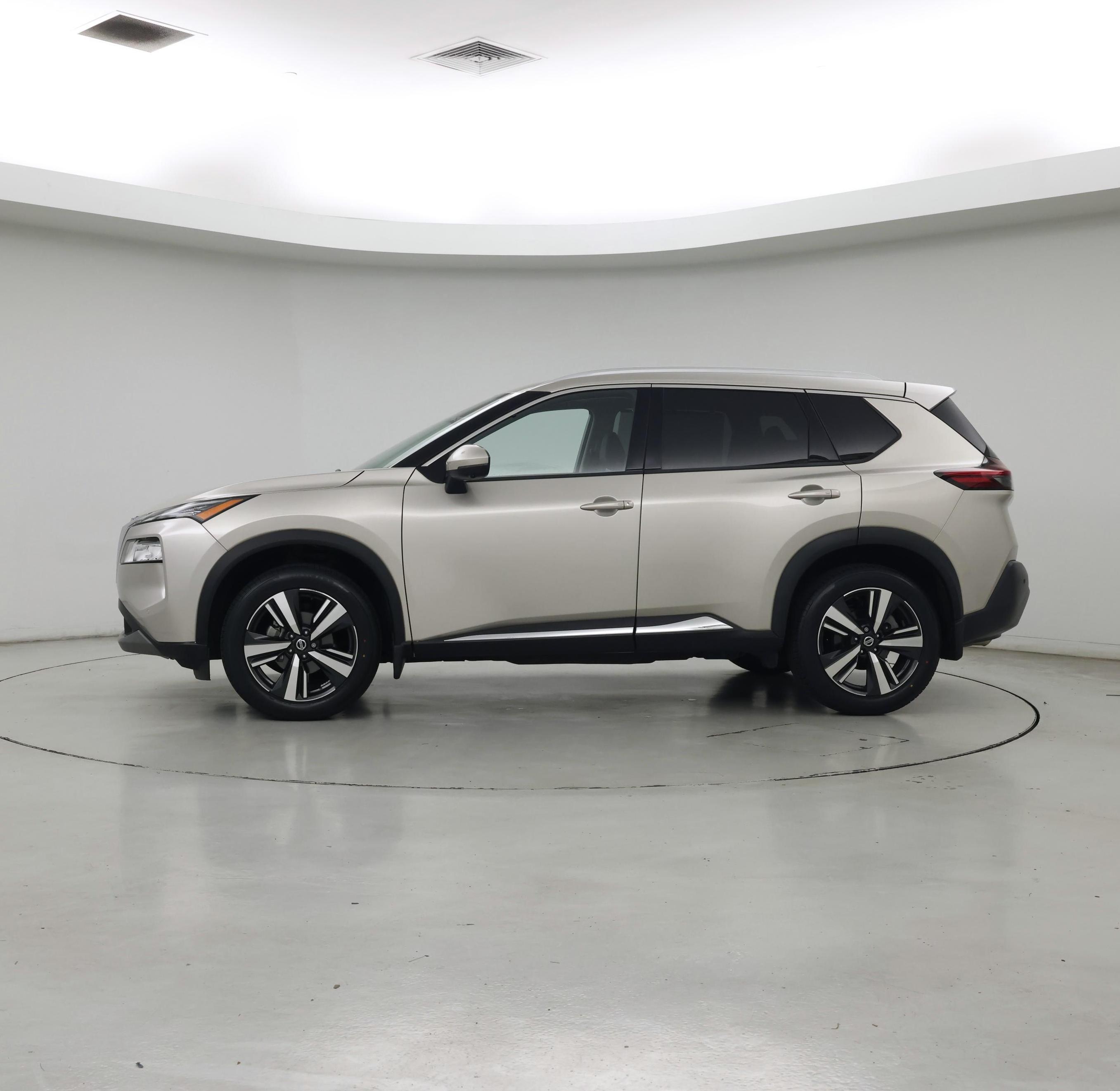 Thumbnail: 2021 Nissan Rogue - 3