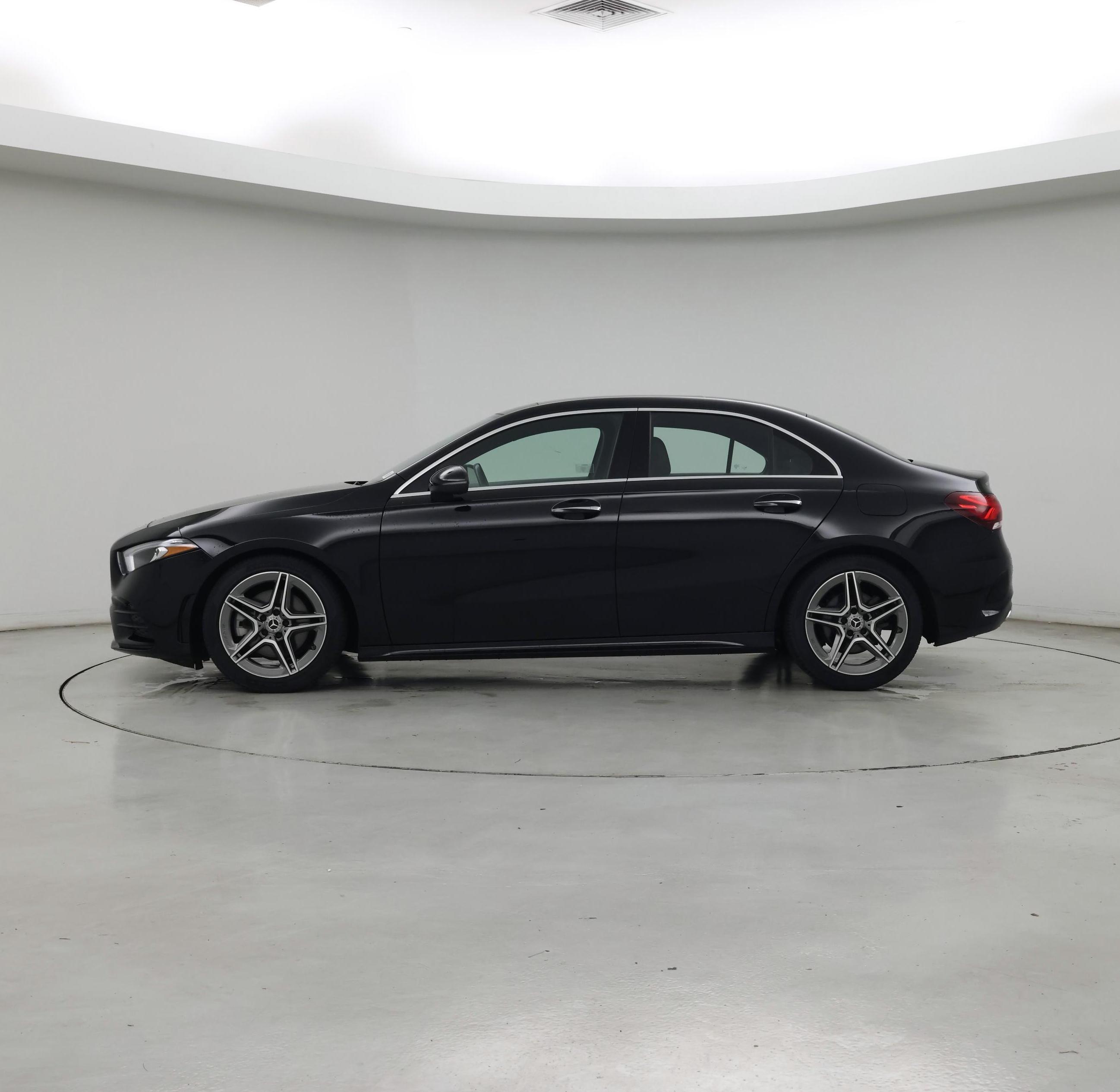 Thumbnail: 2022 Mercedes-Benz A-Class - 3