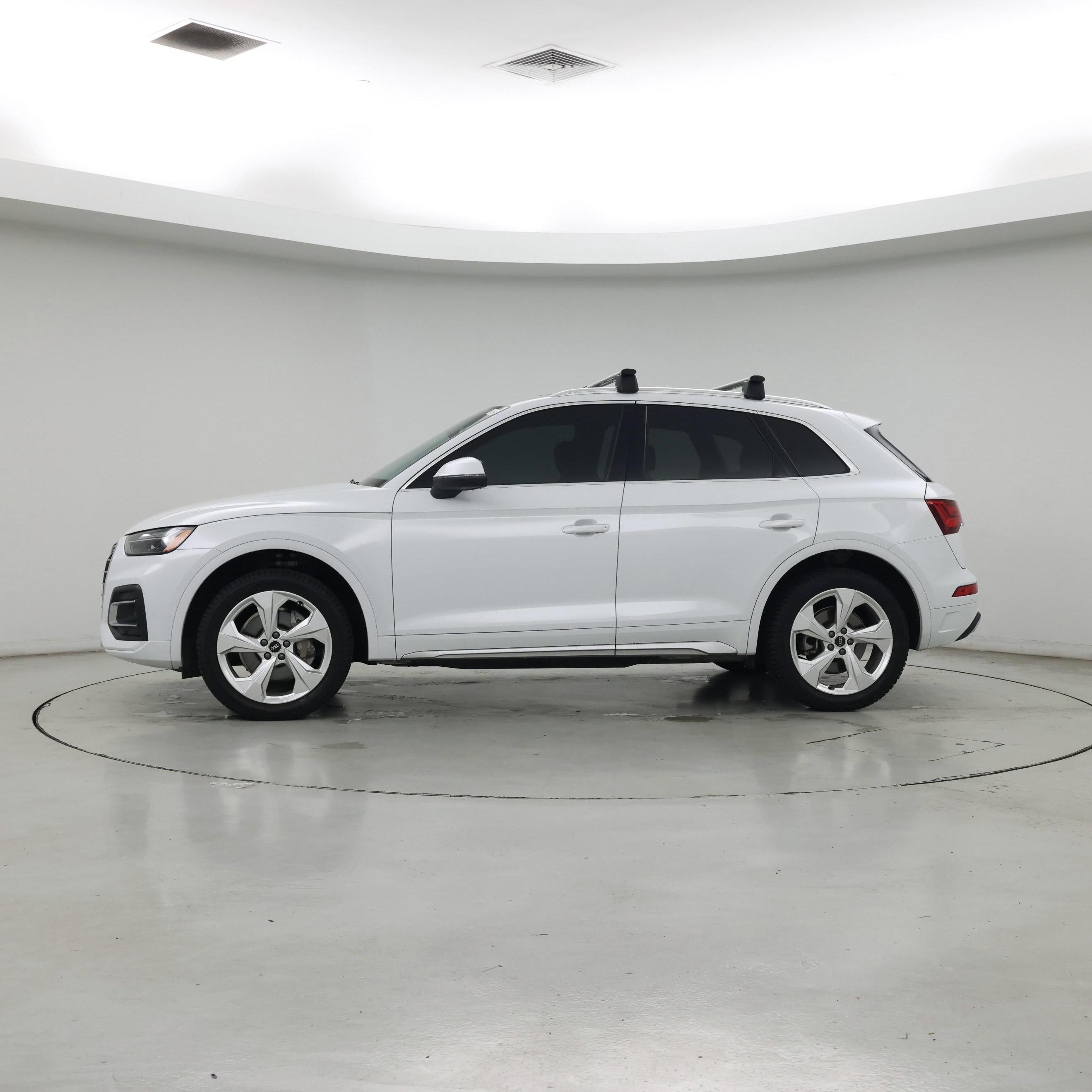 Thumbnail: 2021 Audi Q5 - 3