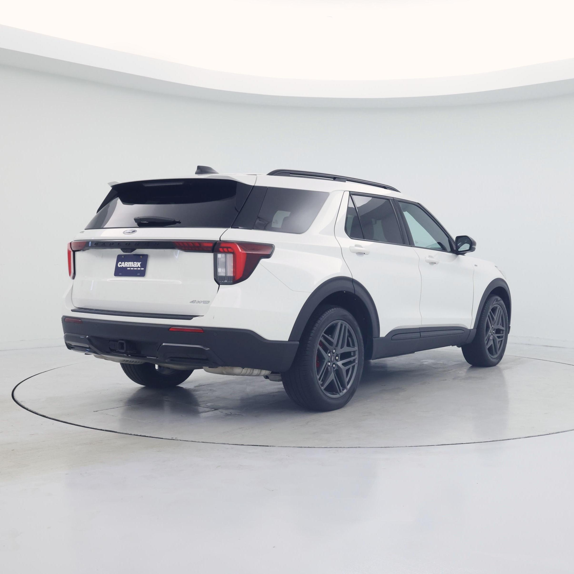 Thumbnail: 2025 Ford Explorer - 8