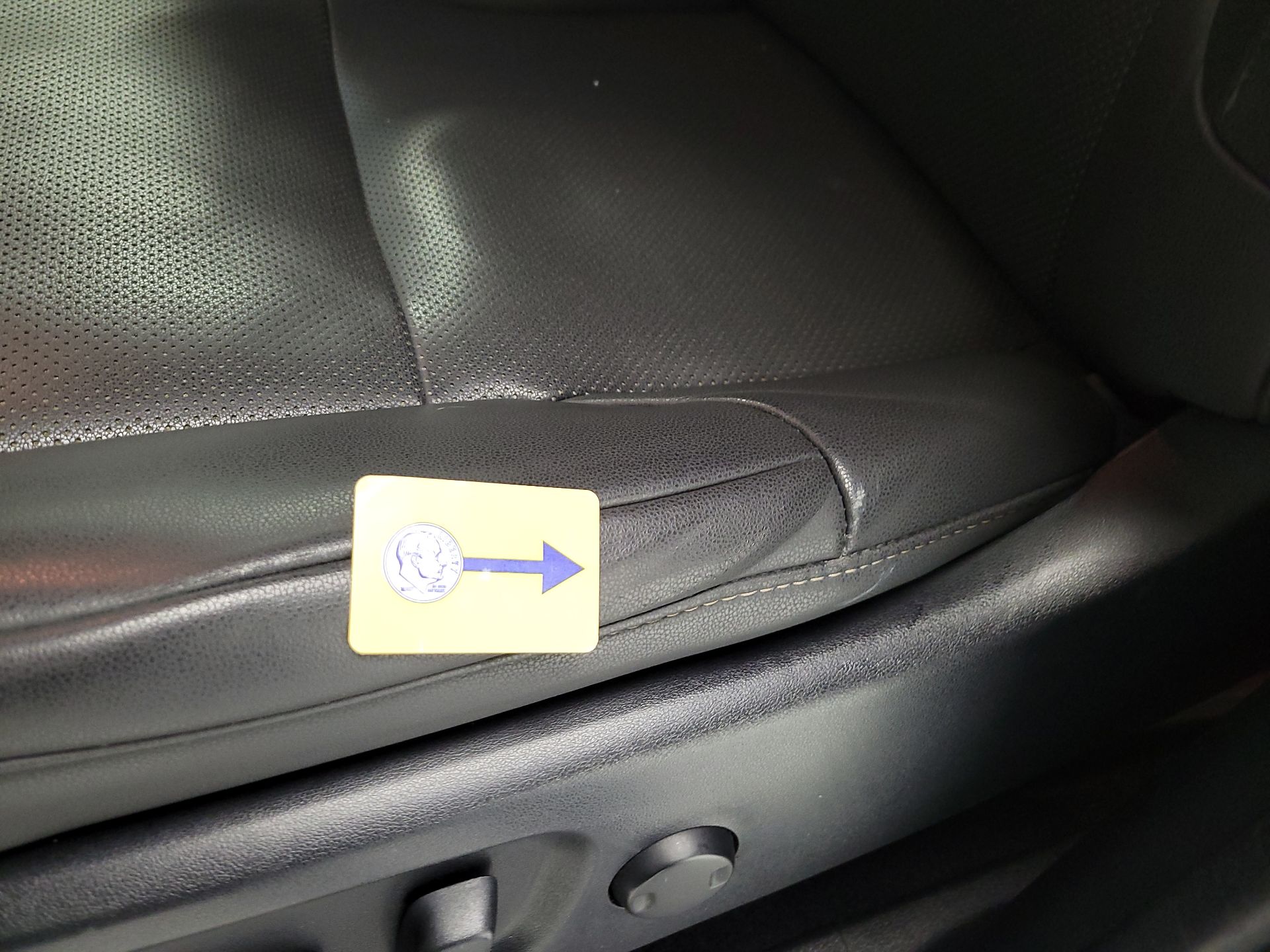 Thumbnail: 2020 Lexus GX - 19