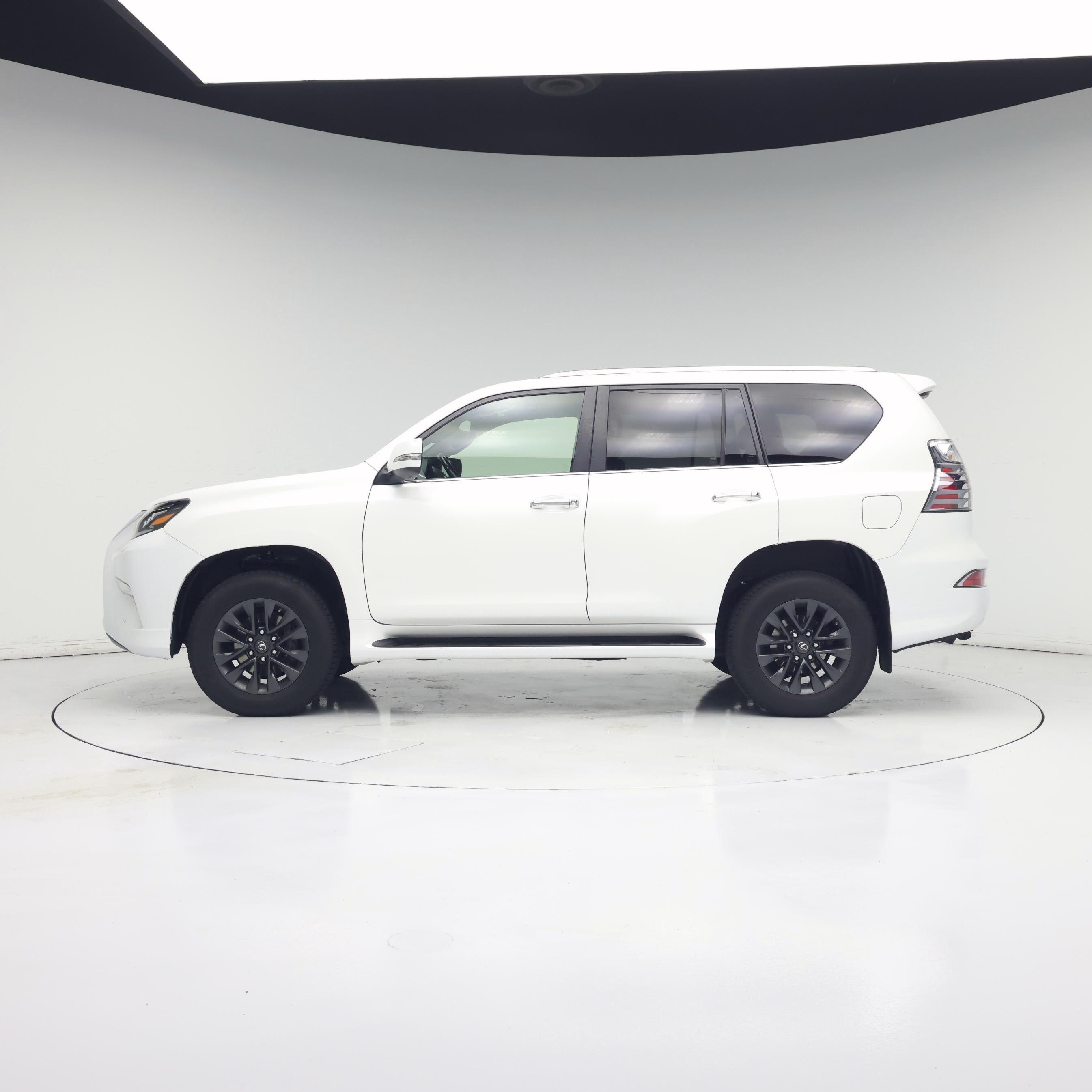 Thumbnail: 2020 Lexus GX - 3