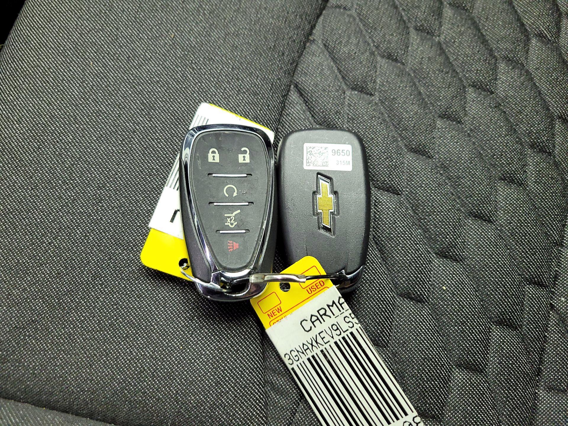 Thumbnail: 2020 Chevrolet Equinox - 18