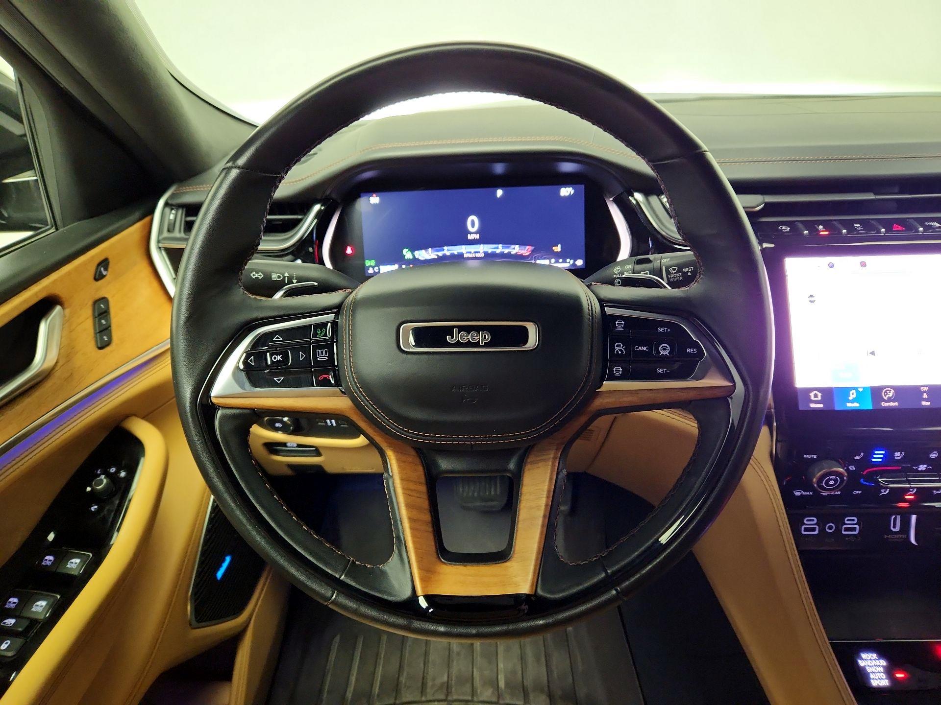 Thumbnail: 2022 Jeep Grand Cherokee - 10