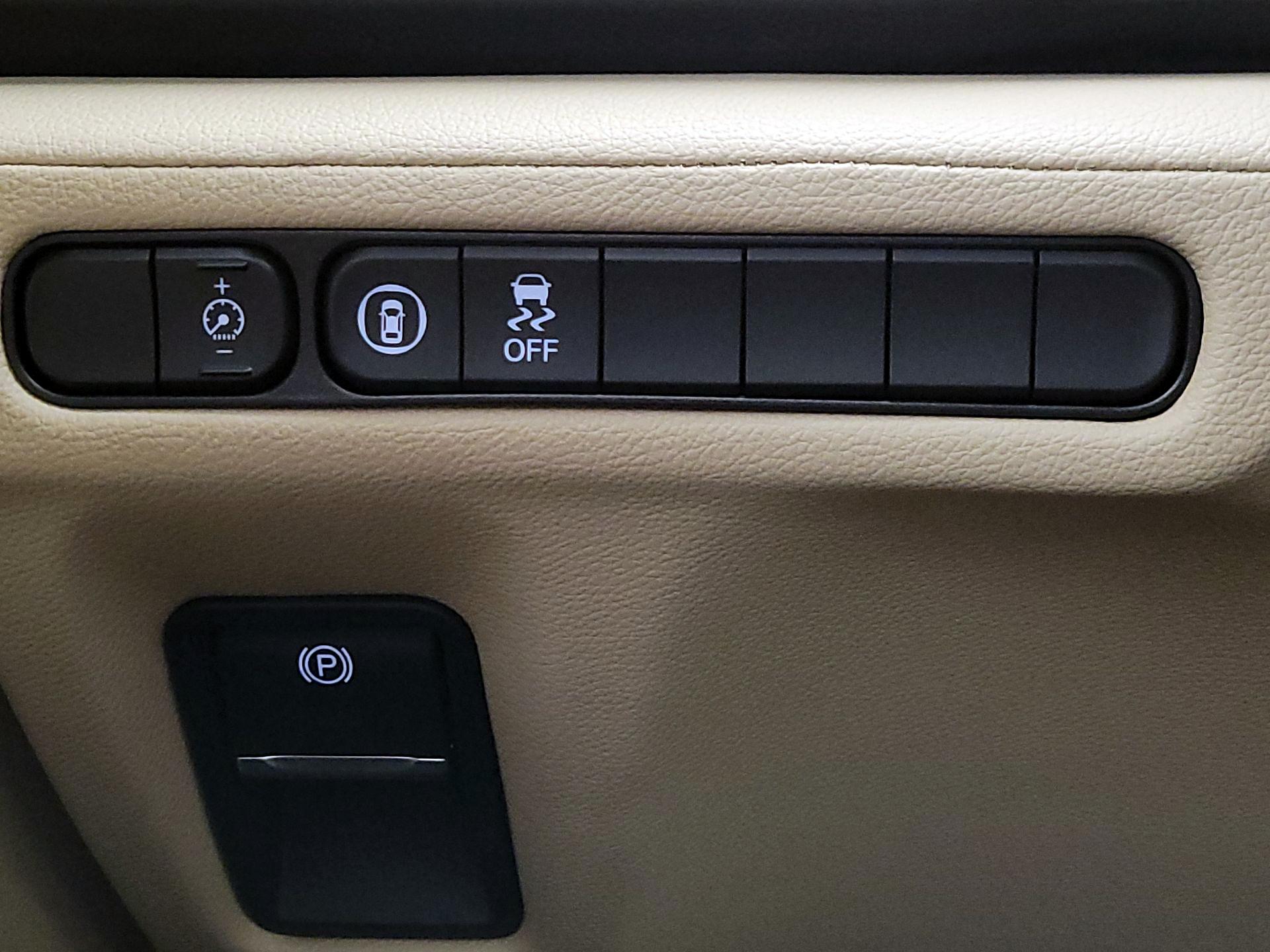 Thumbnail: 2023 Acura MDX - 13