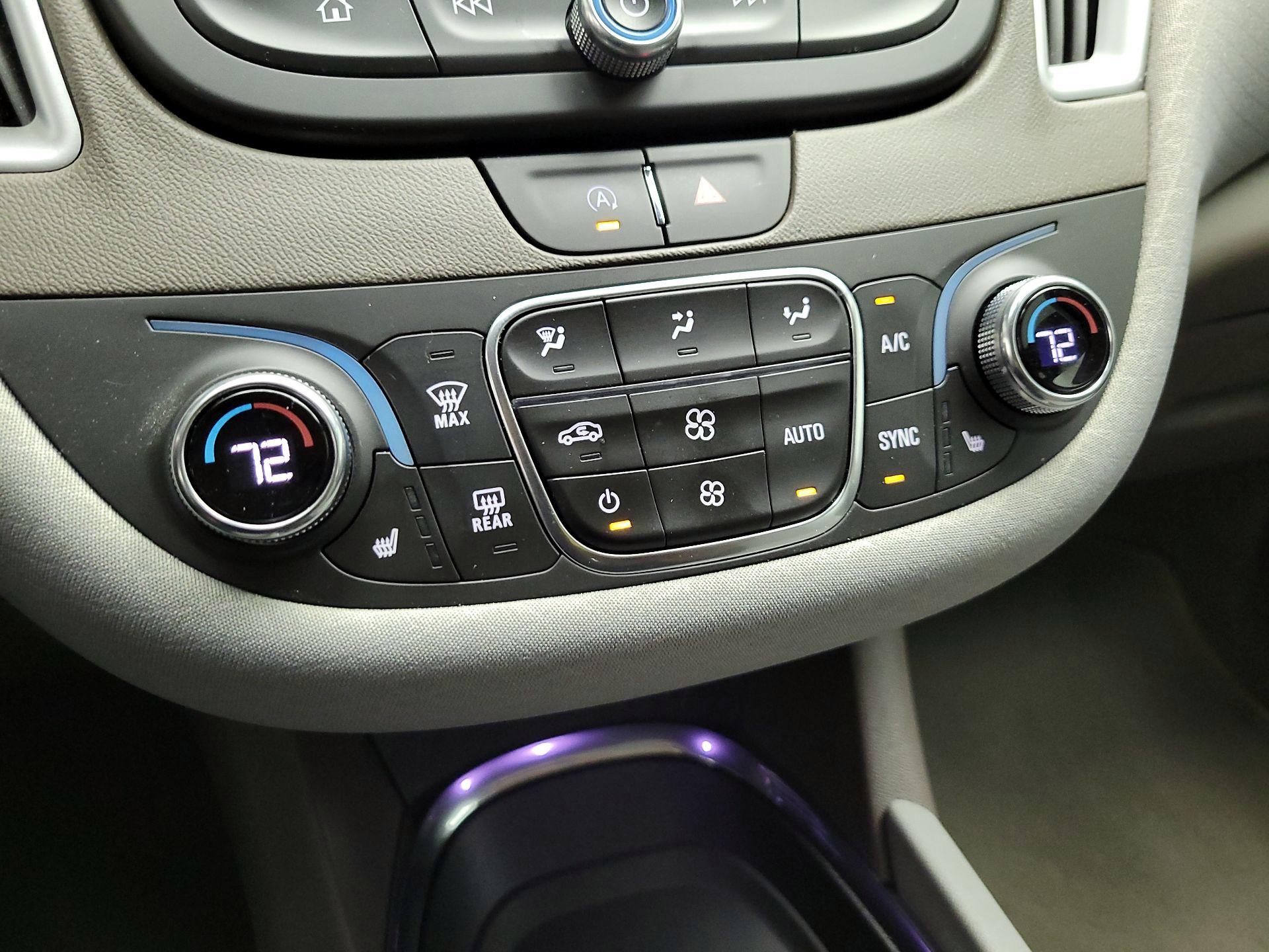 Thumbnail: 2024 Chevrolet Malibu - 15