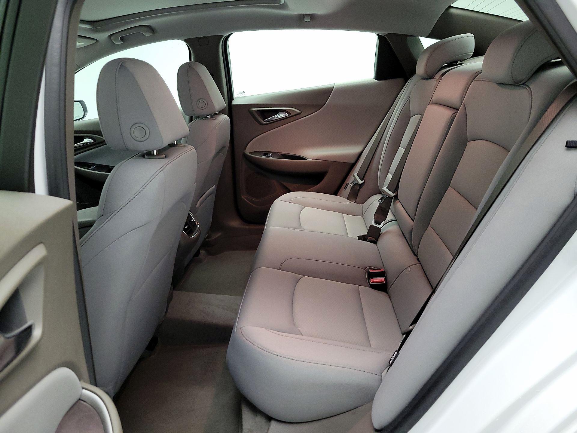 Thumbnail: 2024 Chevrolet Malibu - 18