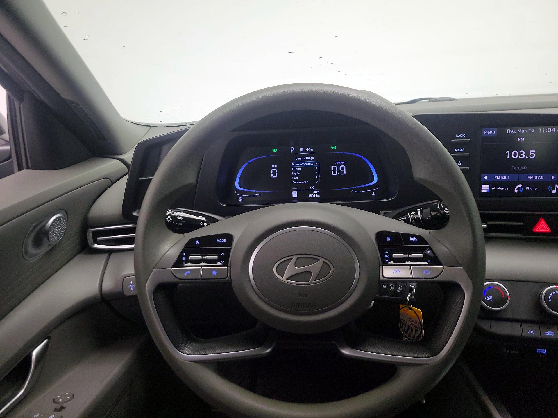 Thumbnail: 2024 Hyundai Elantra - 10