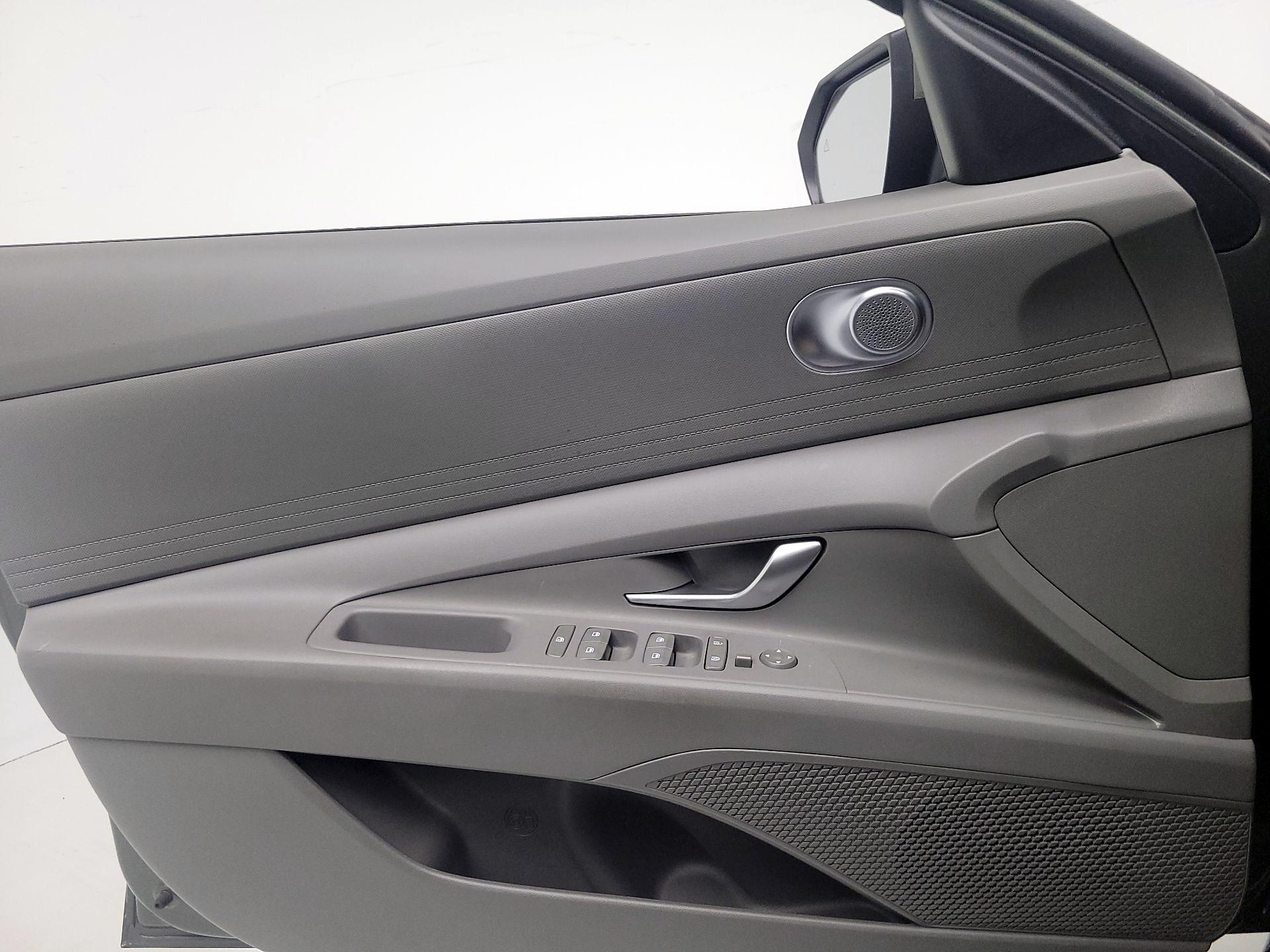 Thumbnail: 2024 Hyundai Elantra - 12