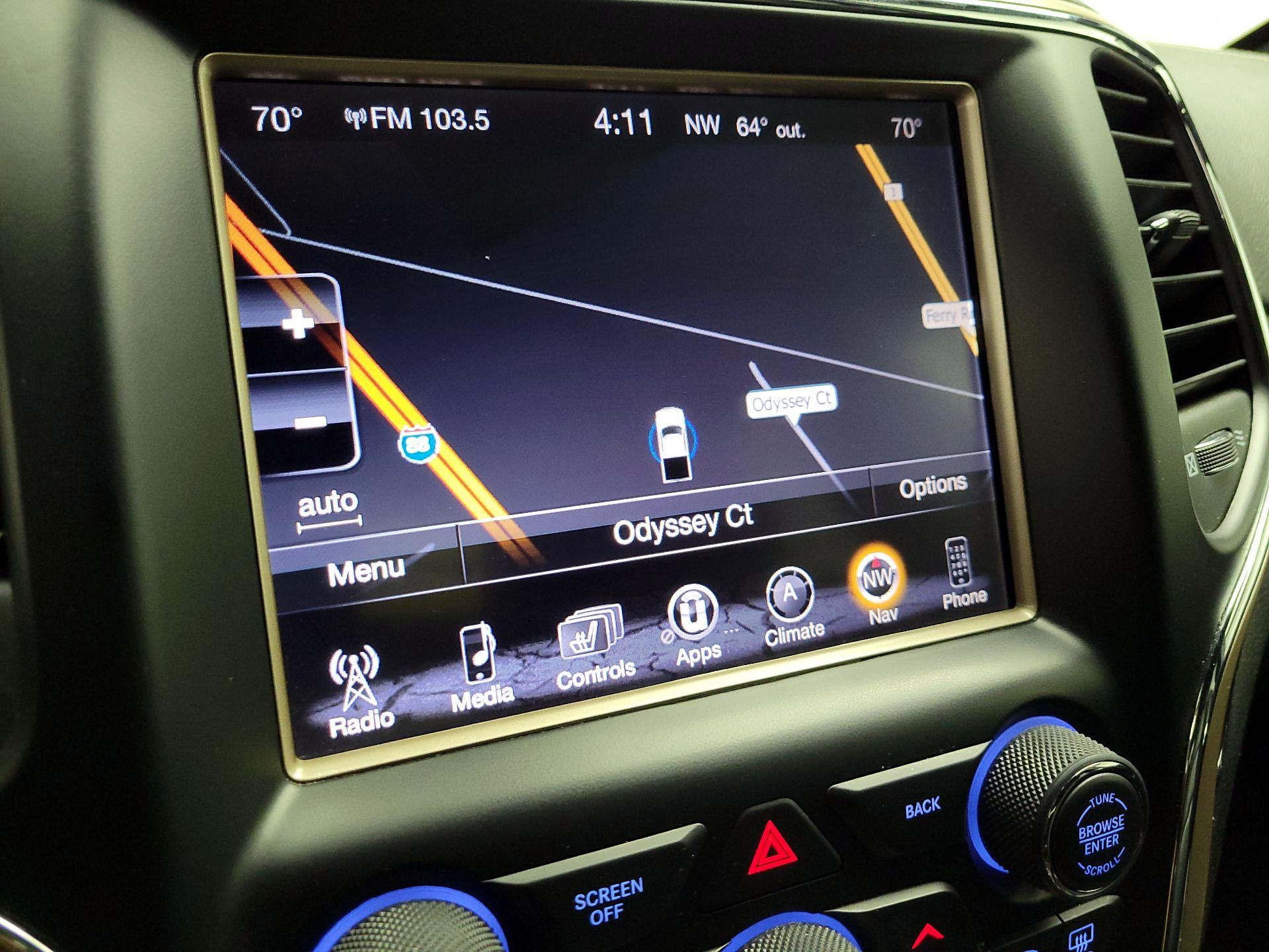 Thumbnail: 2017 Jeep Grand Cherokee - 13