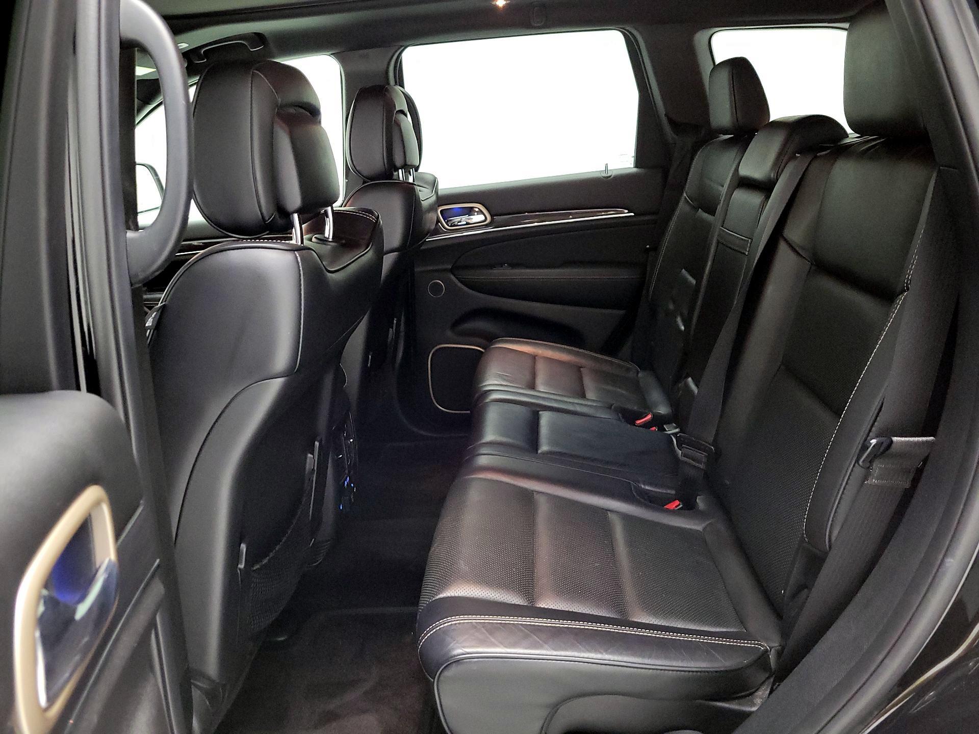 Thumbnail: 2017 Jeep Grand Cherokee - 19