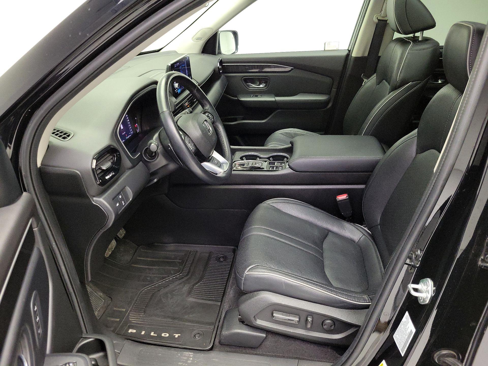 Thumbnail: 2023 Honda Pilot - 11