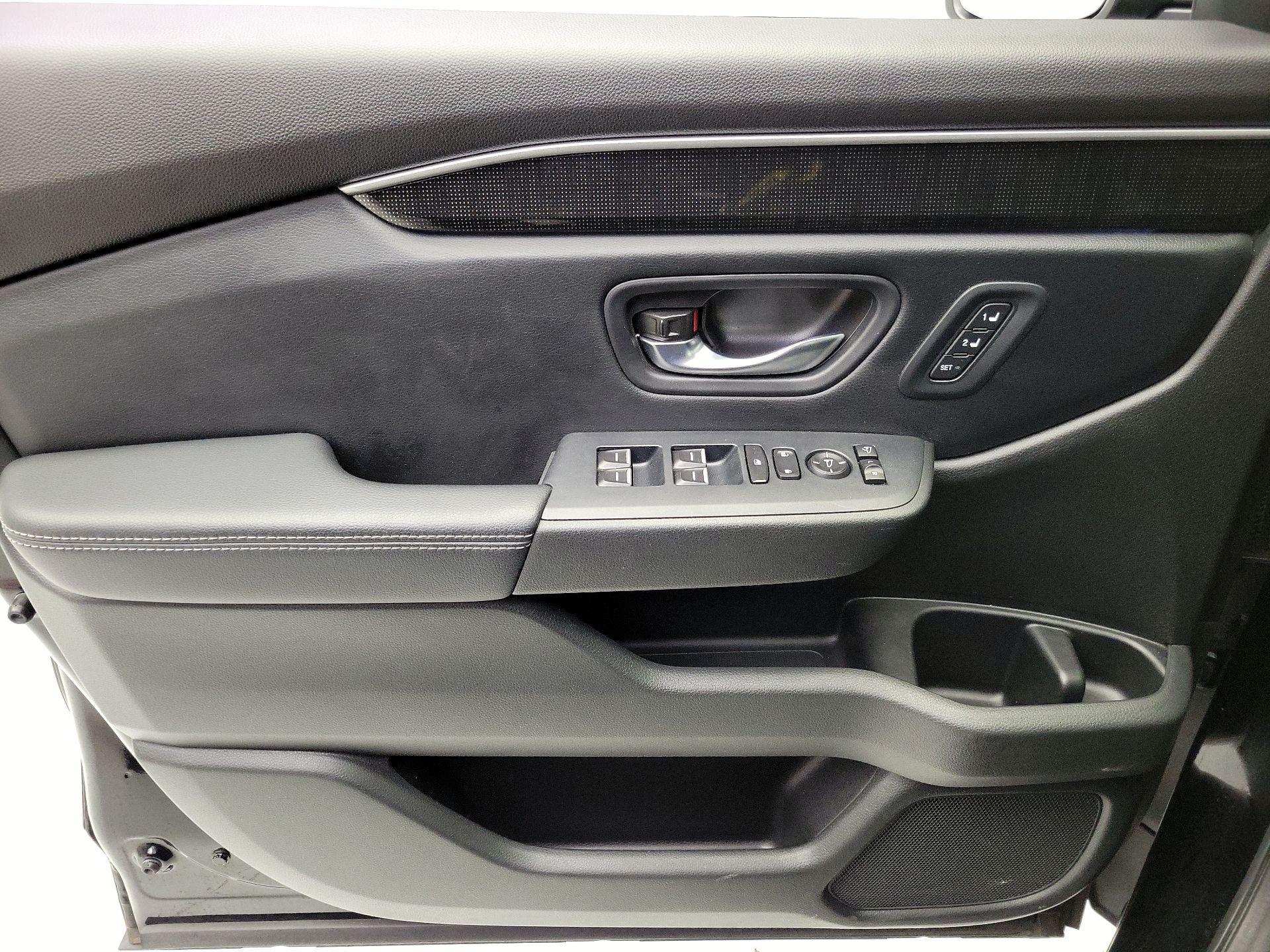 Thumbnail: 2023 Honda Pilot - 12