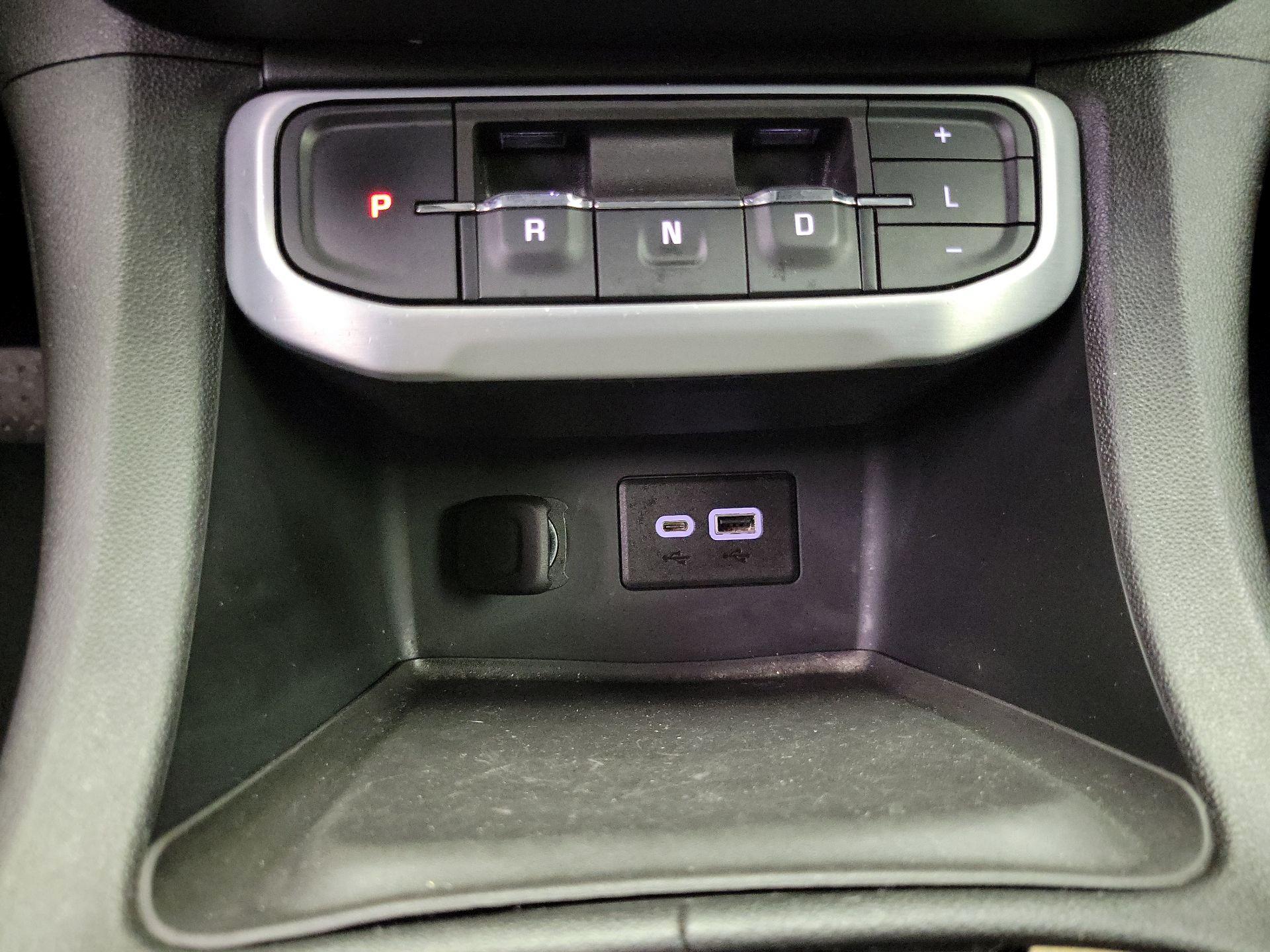 Thumbnail: 2021 GMC Acadia - 17