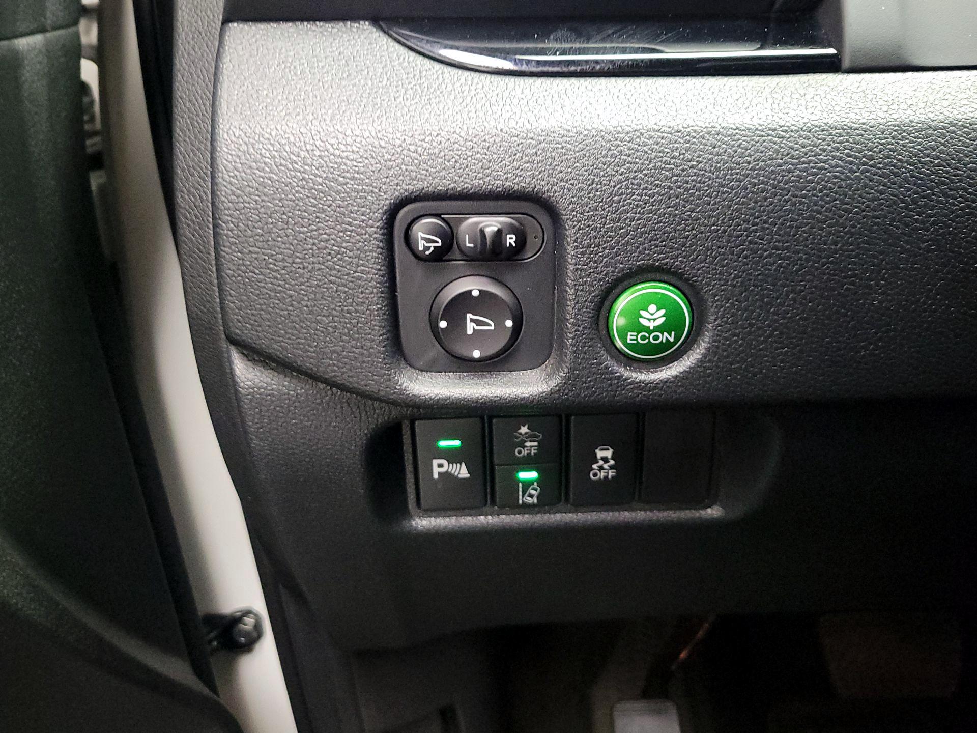 Thumbnail: 2021 Honda Pilot - 13