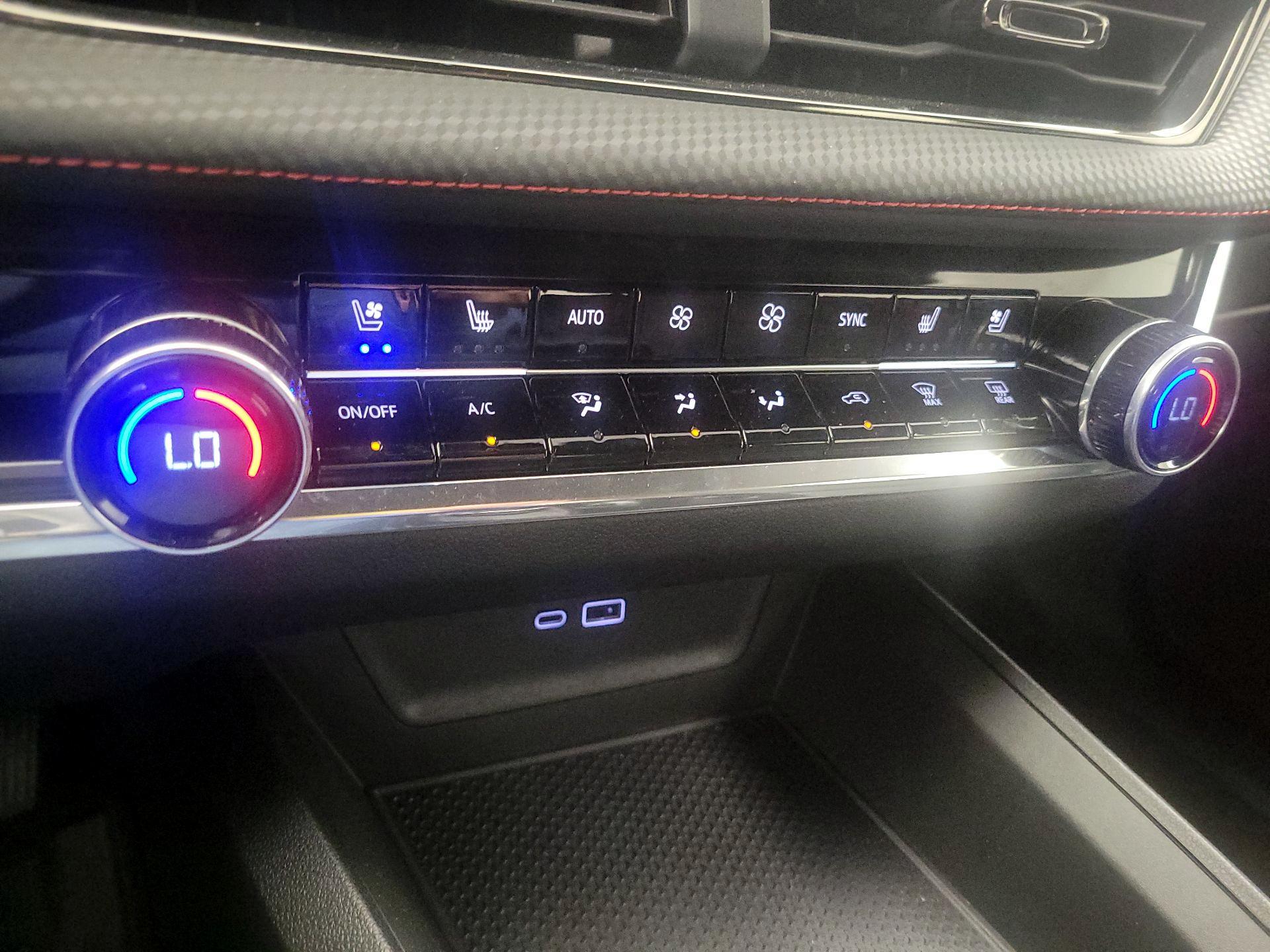 Thumbnail: 2025 Chevrolet Equinox - 16