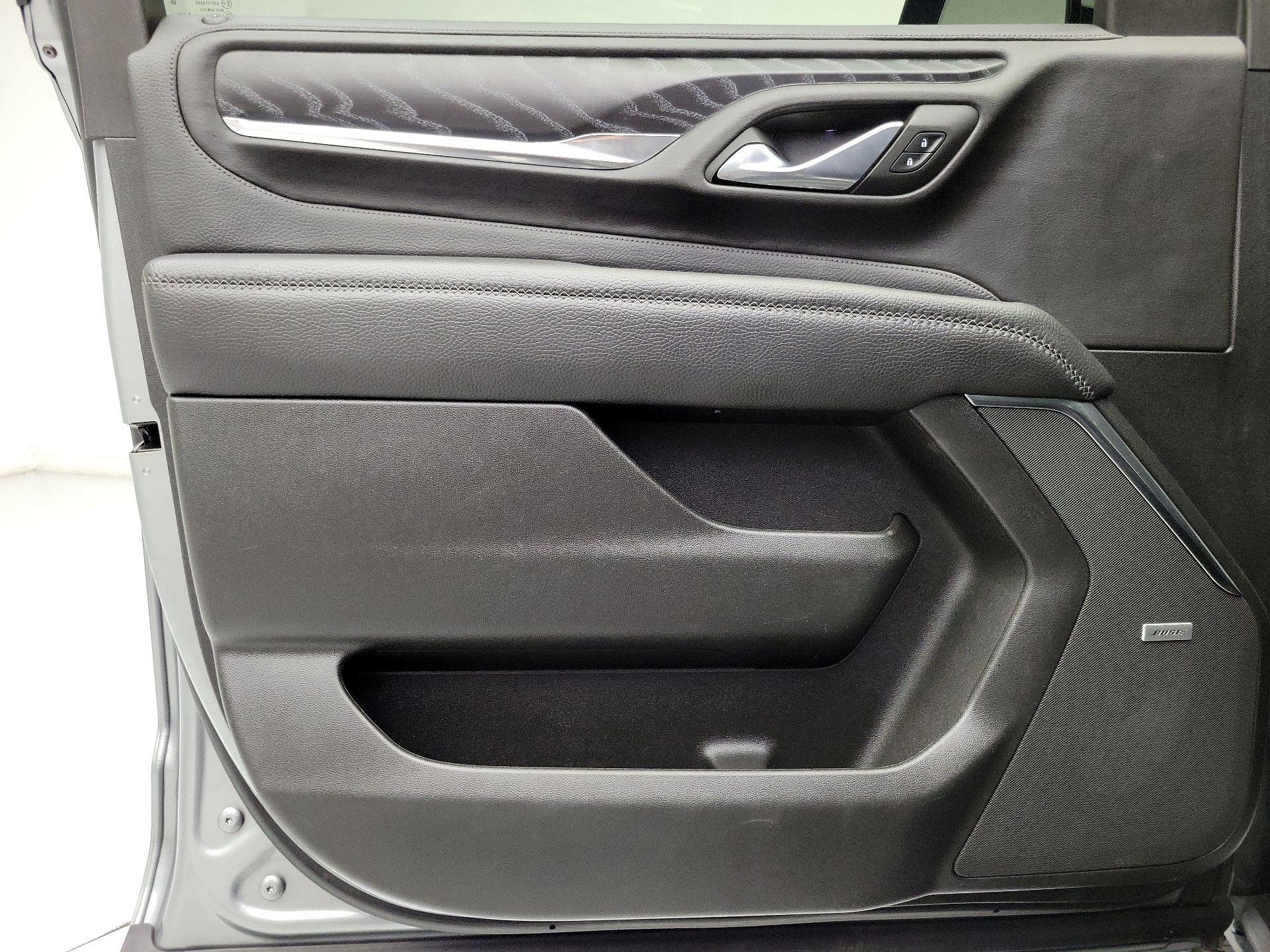 Thumbnail: 2023 GMC Yukon XL - 12