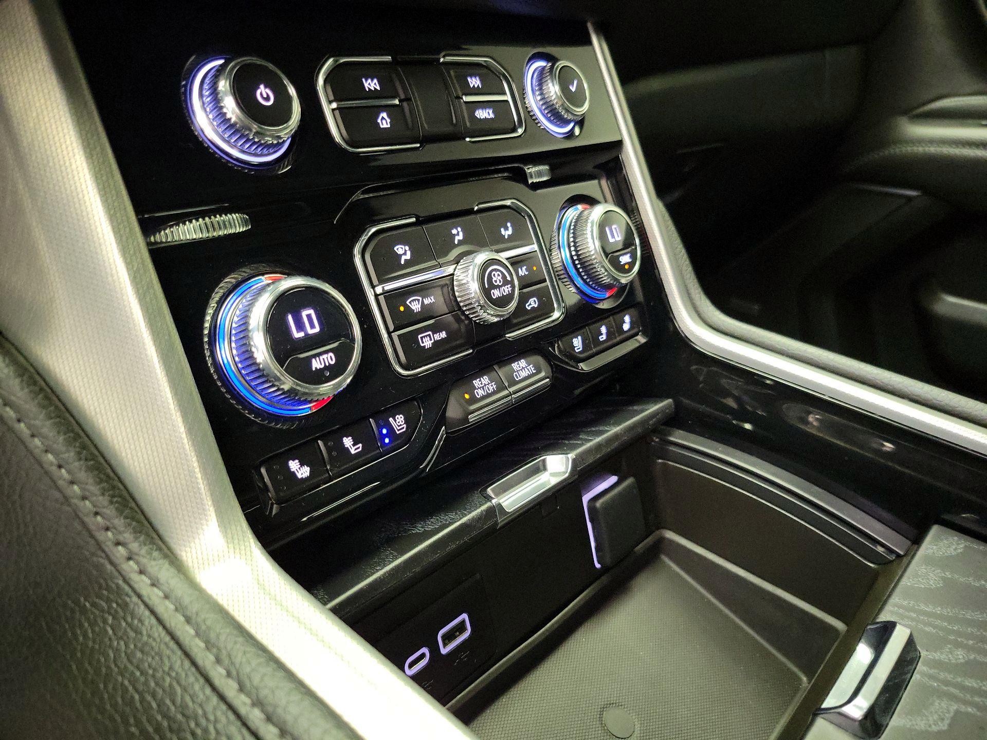 Thumbnail: 2023 GMC Yukon XL - 16