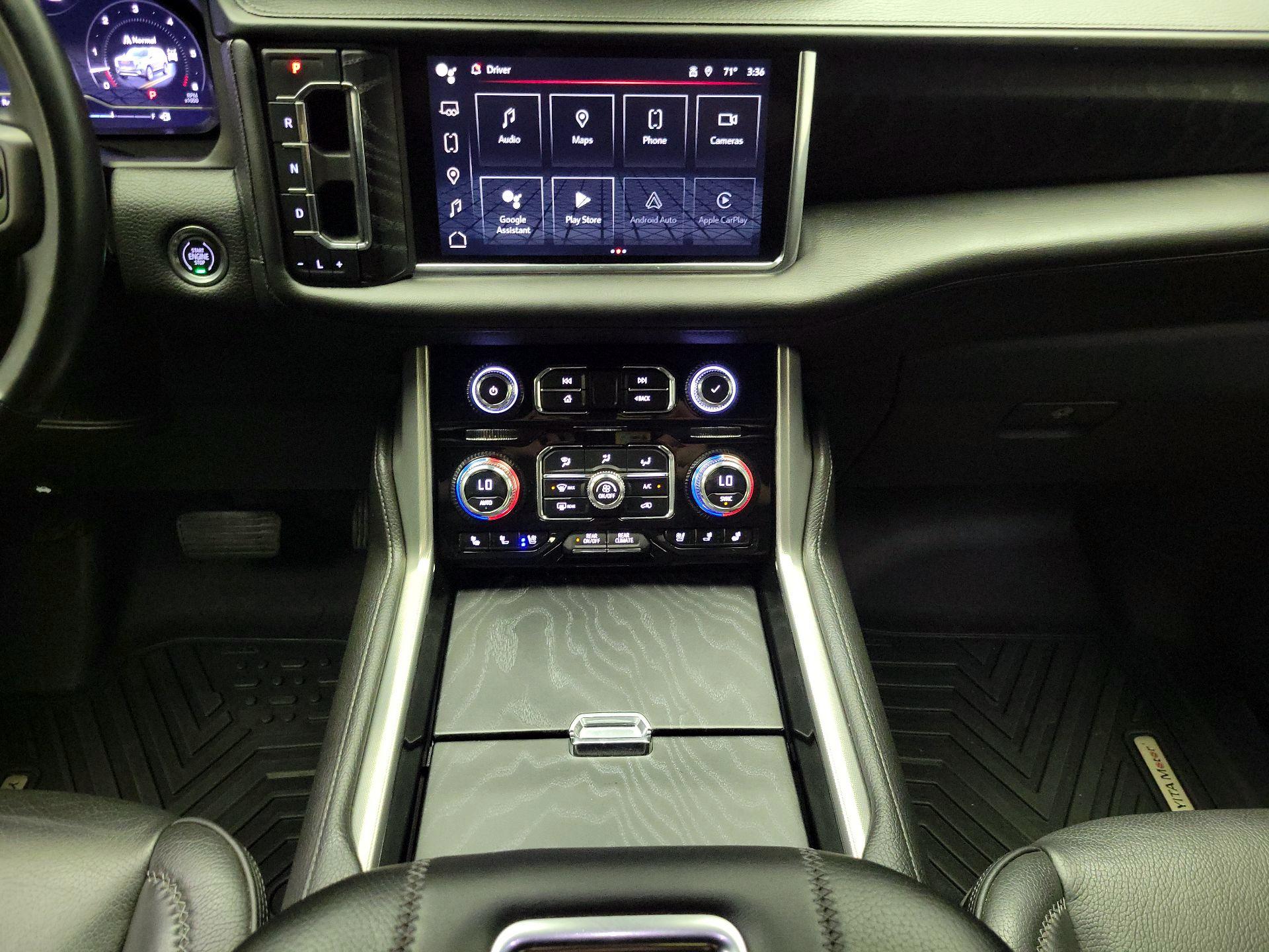 Thumbnail: 2023 GMC Yukon XL - 17