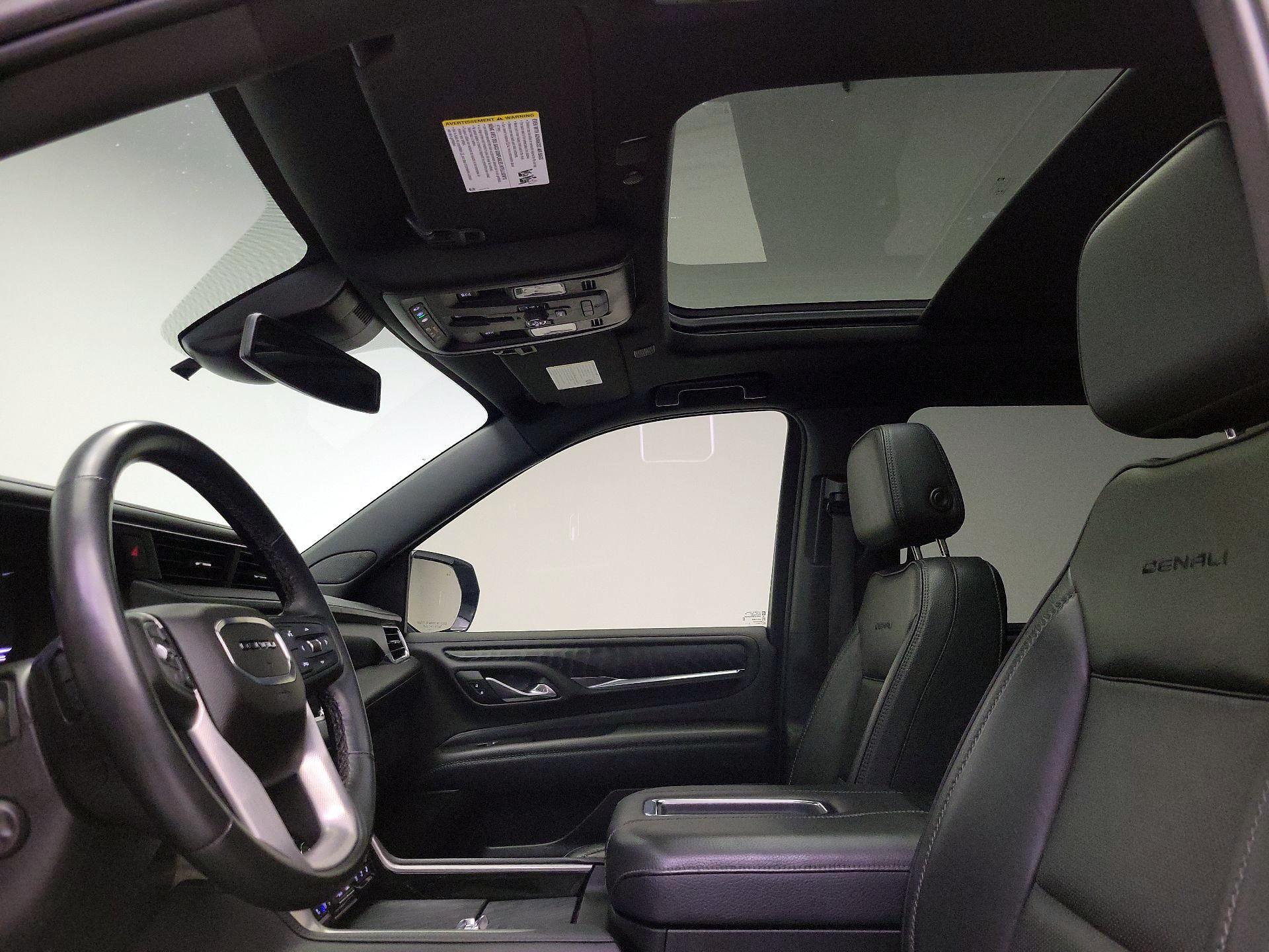 Thumbnail: 2023 GMC Yukon XL - 19