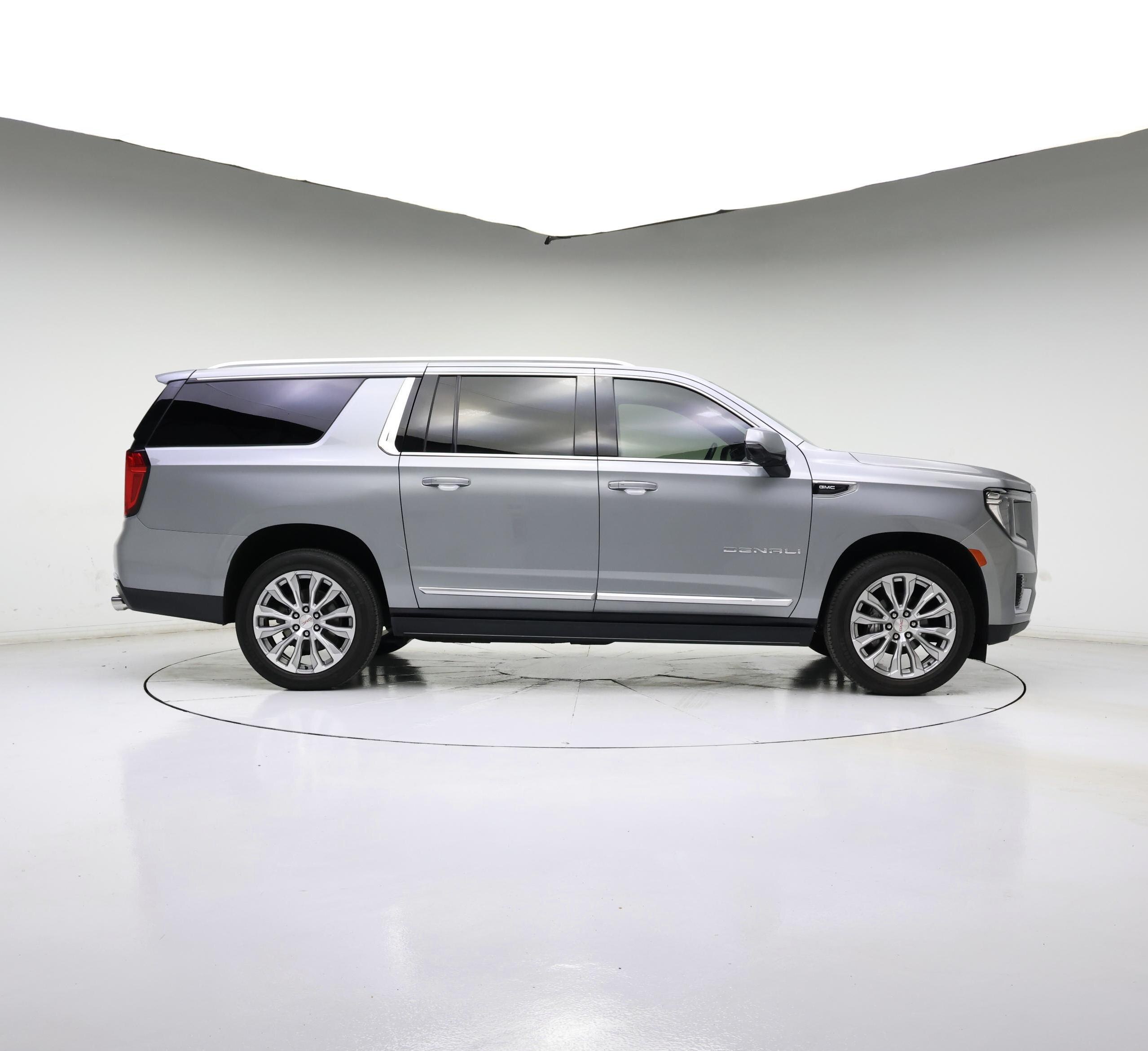Thumbnail: 2023 GMC Yukon XL - 7