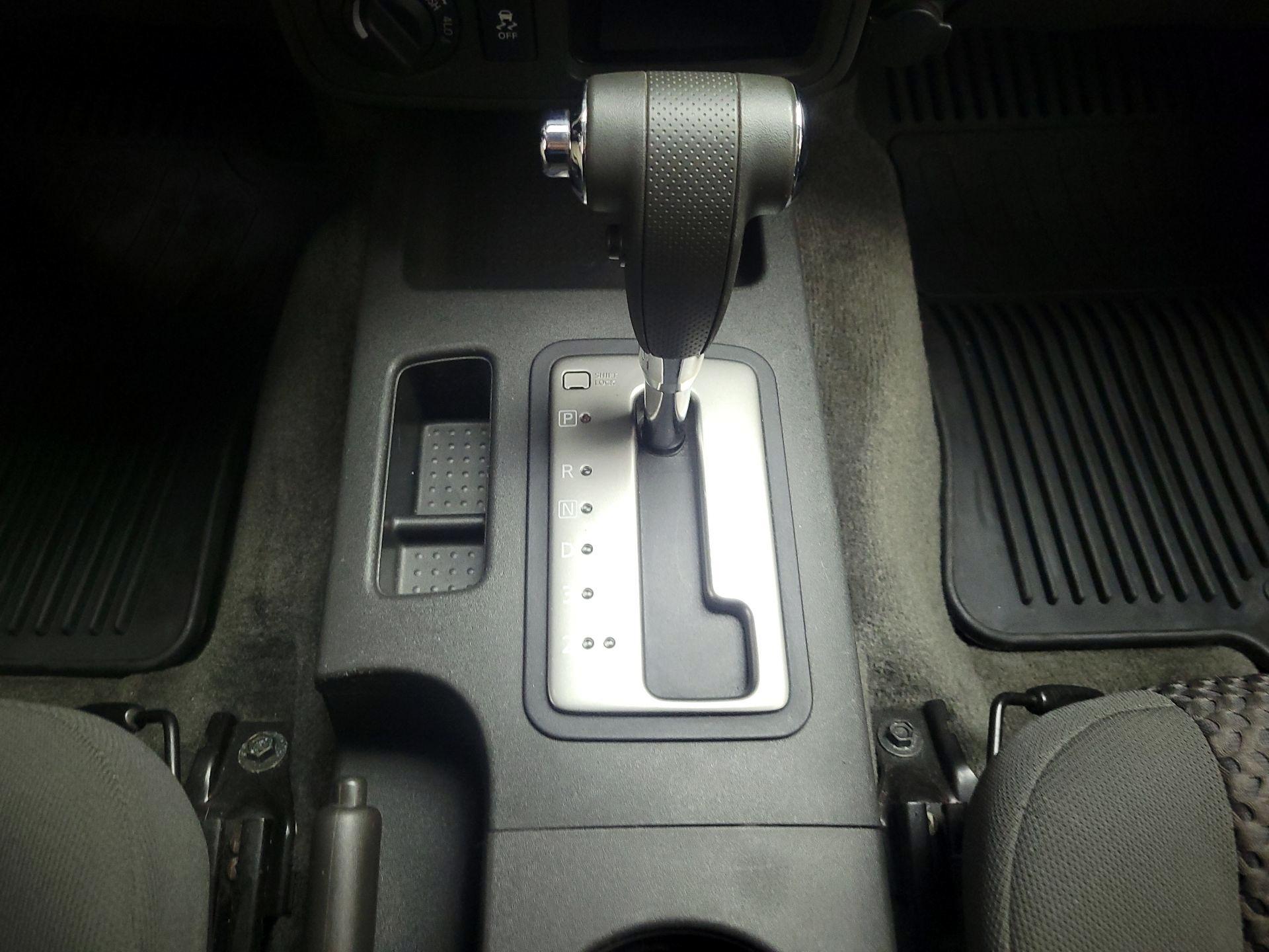 Thumbnail: 2016 Nissan Frontier - 16