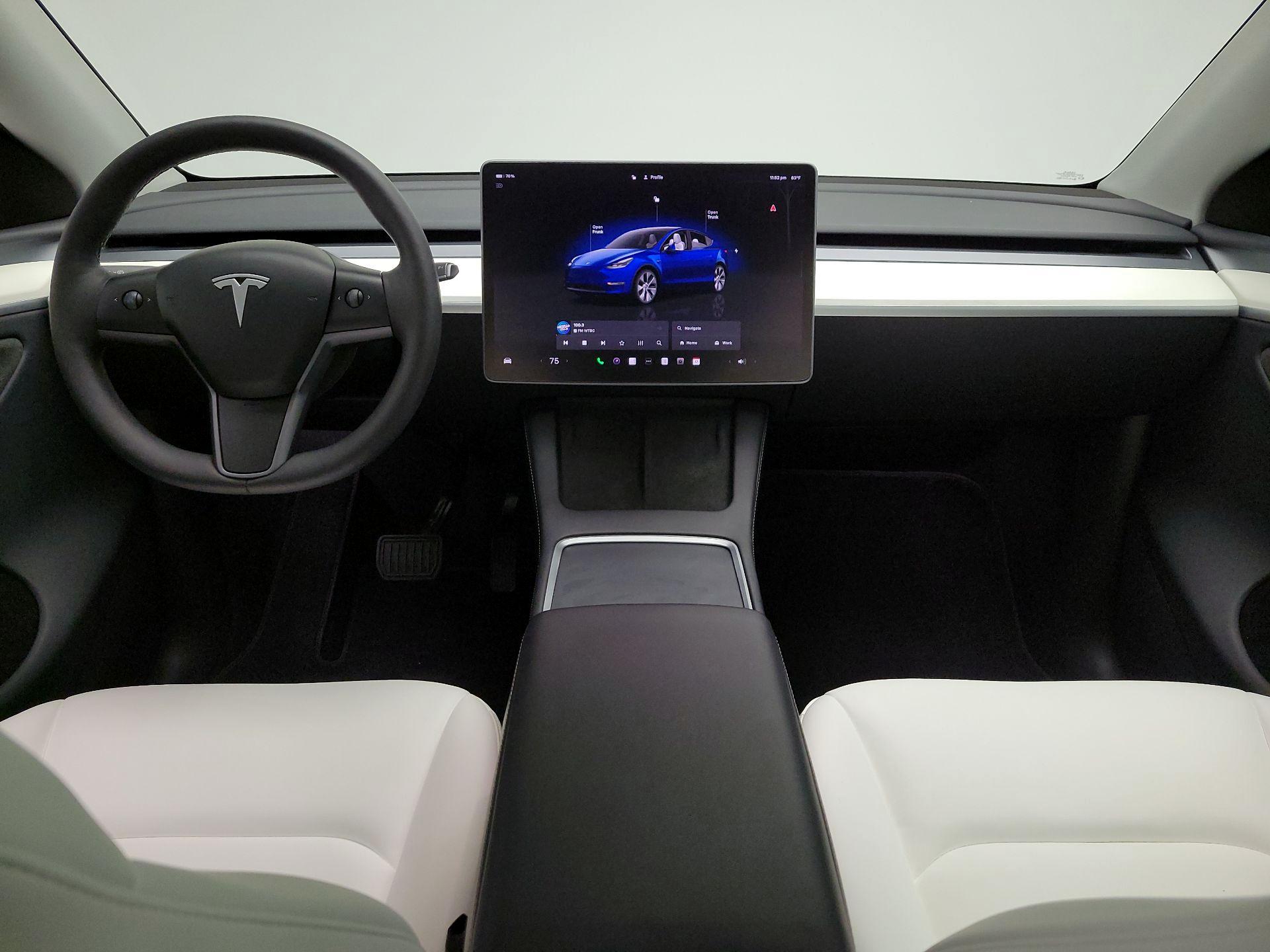 Thumbnail: 2024 Tesla Model Y - 9