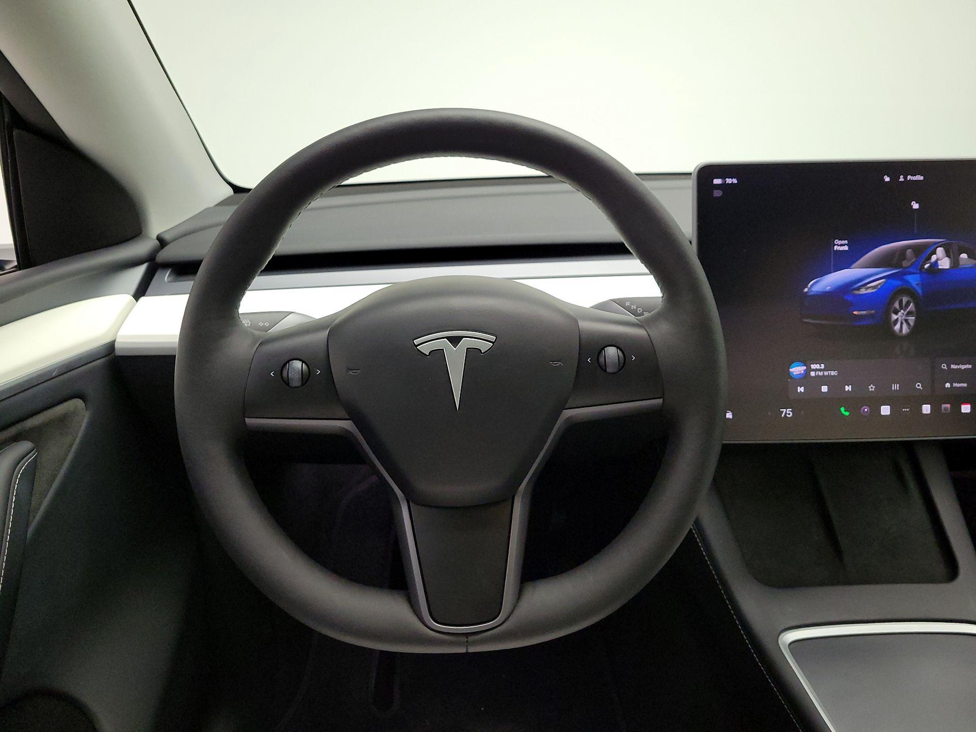 Thumbnail: 2024 Tesla Model Y - 10