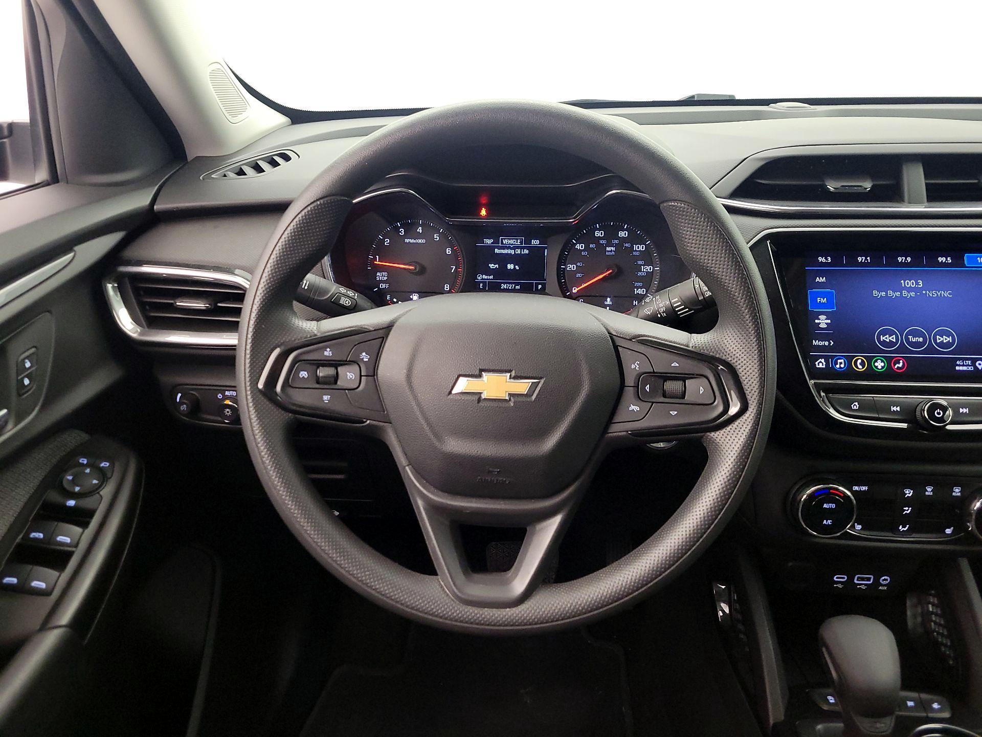 Thumbnail: 2023 Chevrolet TrailBlazer - 10